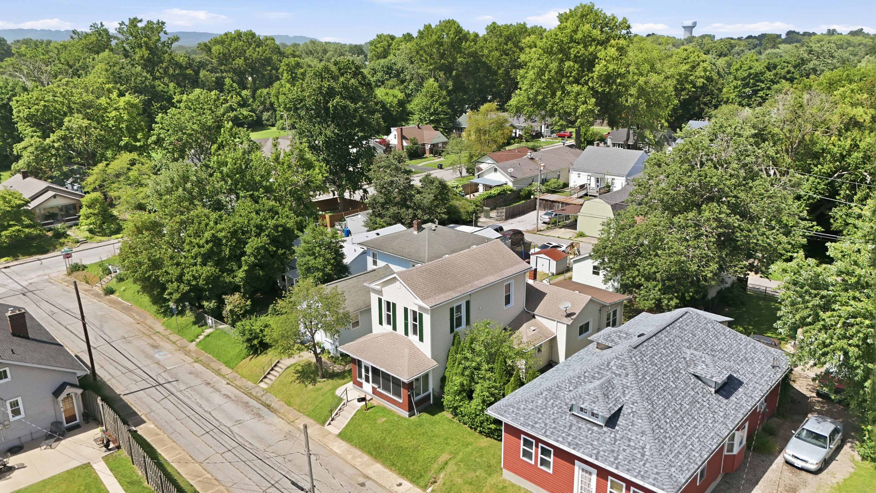  1126 Myrtle Avenue, New Albany, IN 47150 - 物件實景