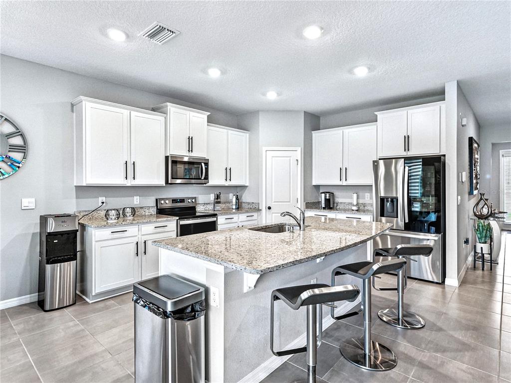 Wesley Chapel, Florida, 33545, United States, 4 Bedrooms Bedrooms, ,3 BathroomsBathrooms,Residential,For Sale,1906709