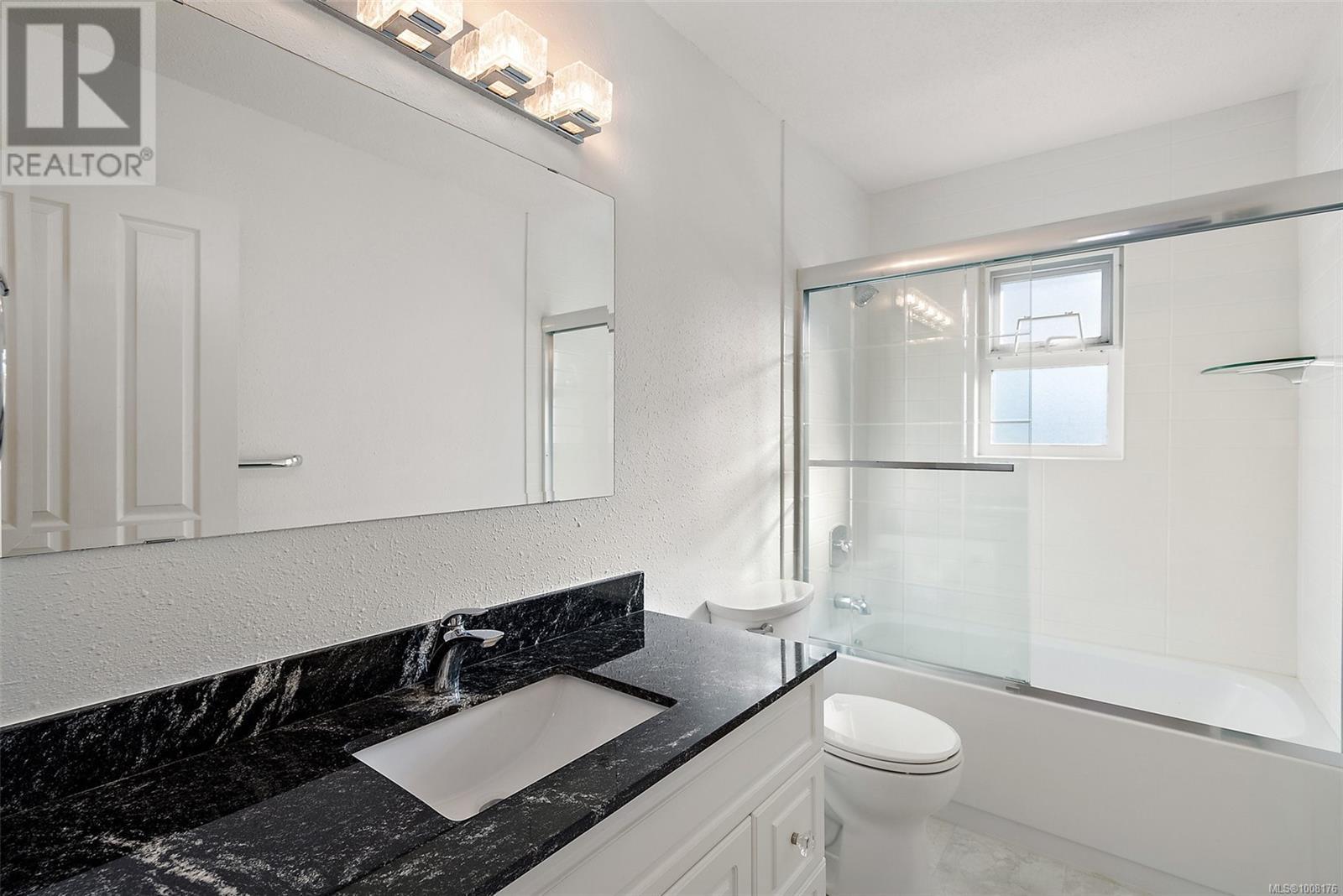 SIDNEY, British Columbia, V8L 2T6, CA, 3 Bedrooms Bedrooms, ,2 BathroomsBathrooms,Residential,For Sale,1906024