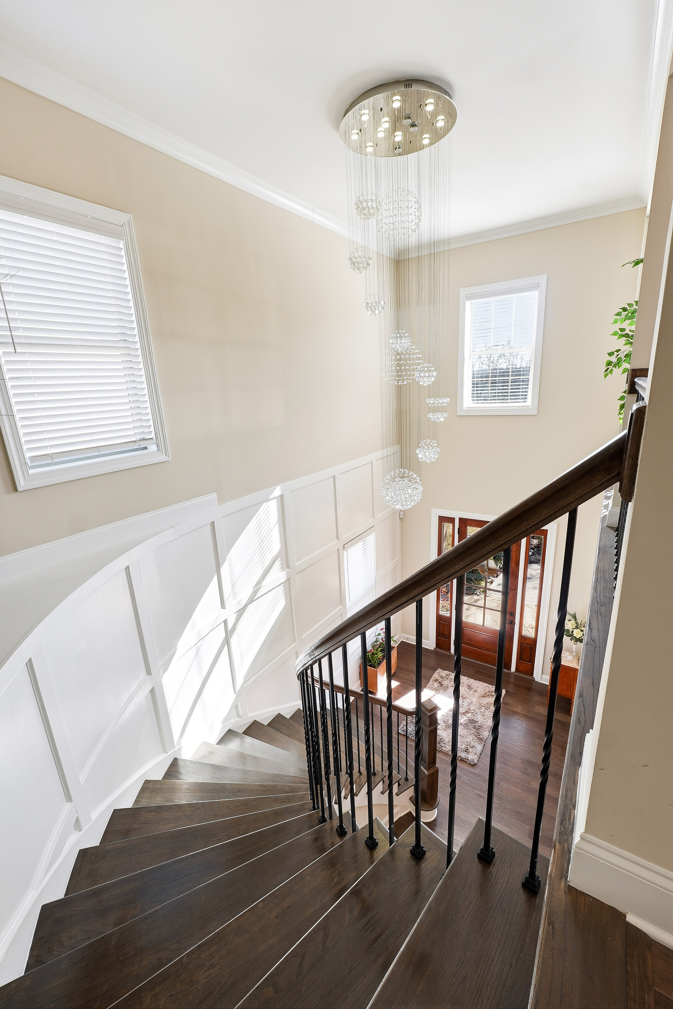  Stunning Like-new Modern Farmhouse - 物件實景