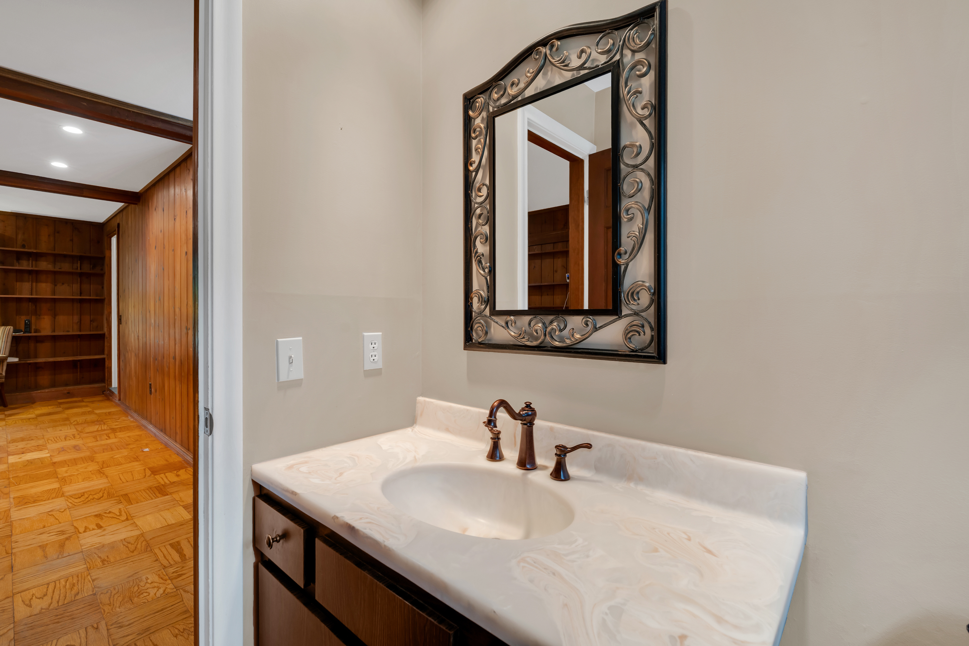  Discover comfort and convenience in this spacious home - 物件實景