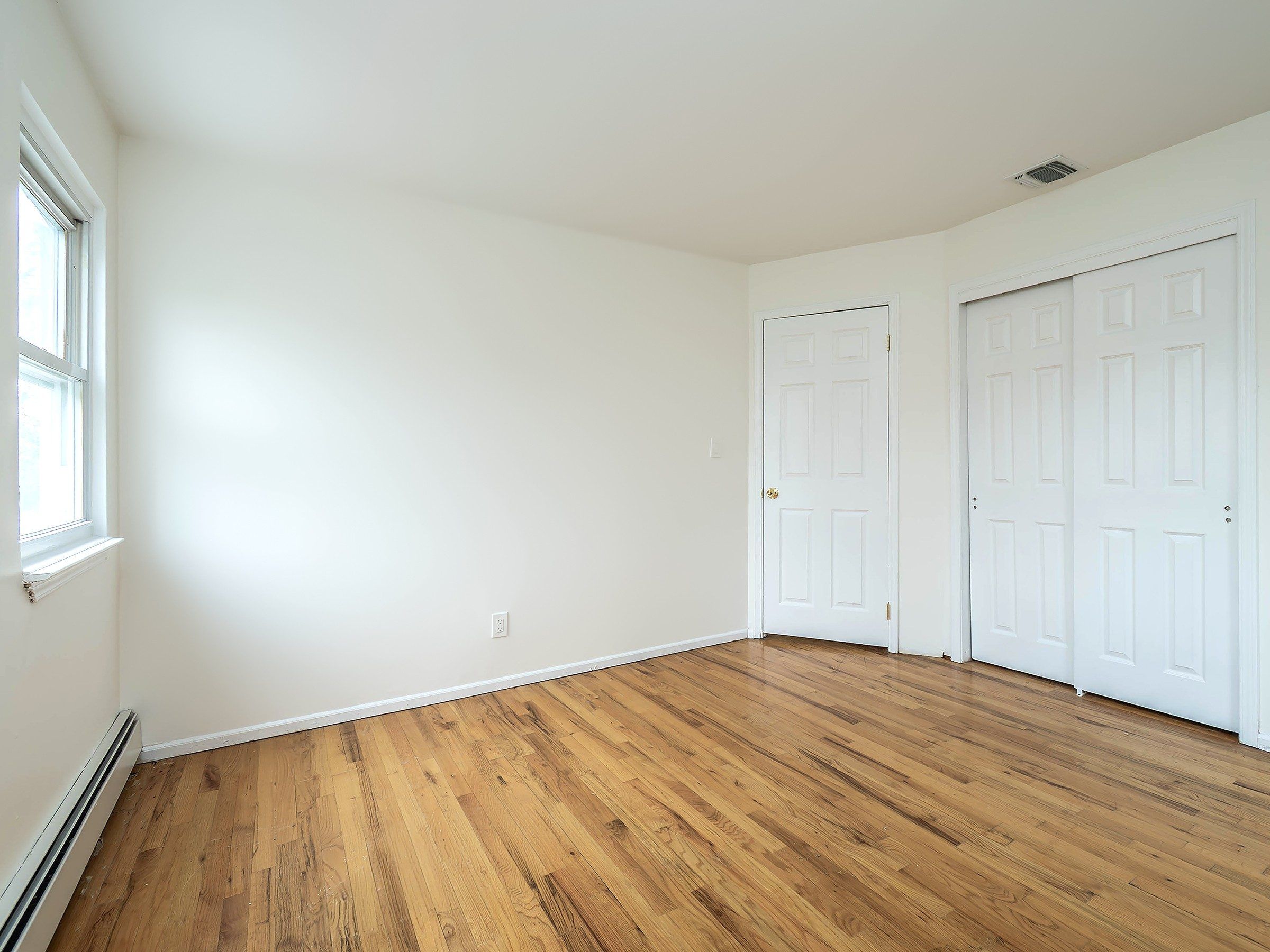  53A Grove Street, Glenwood Landing, NY, 11547 - 物件實景