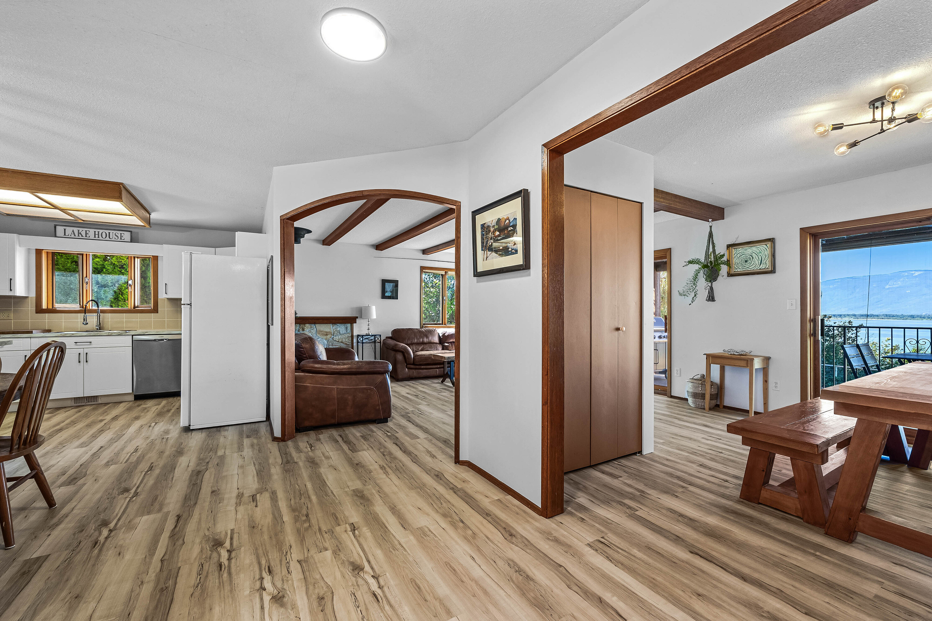  Salmon Arm, Thompson & Okanagan - 物件實景