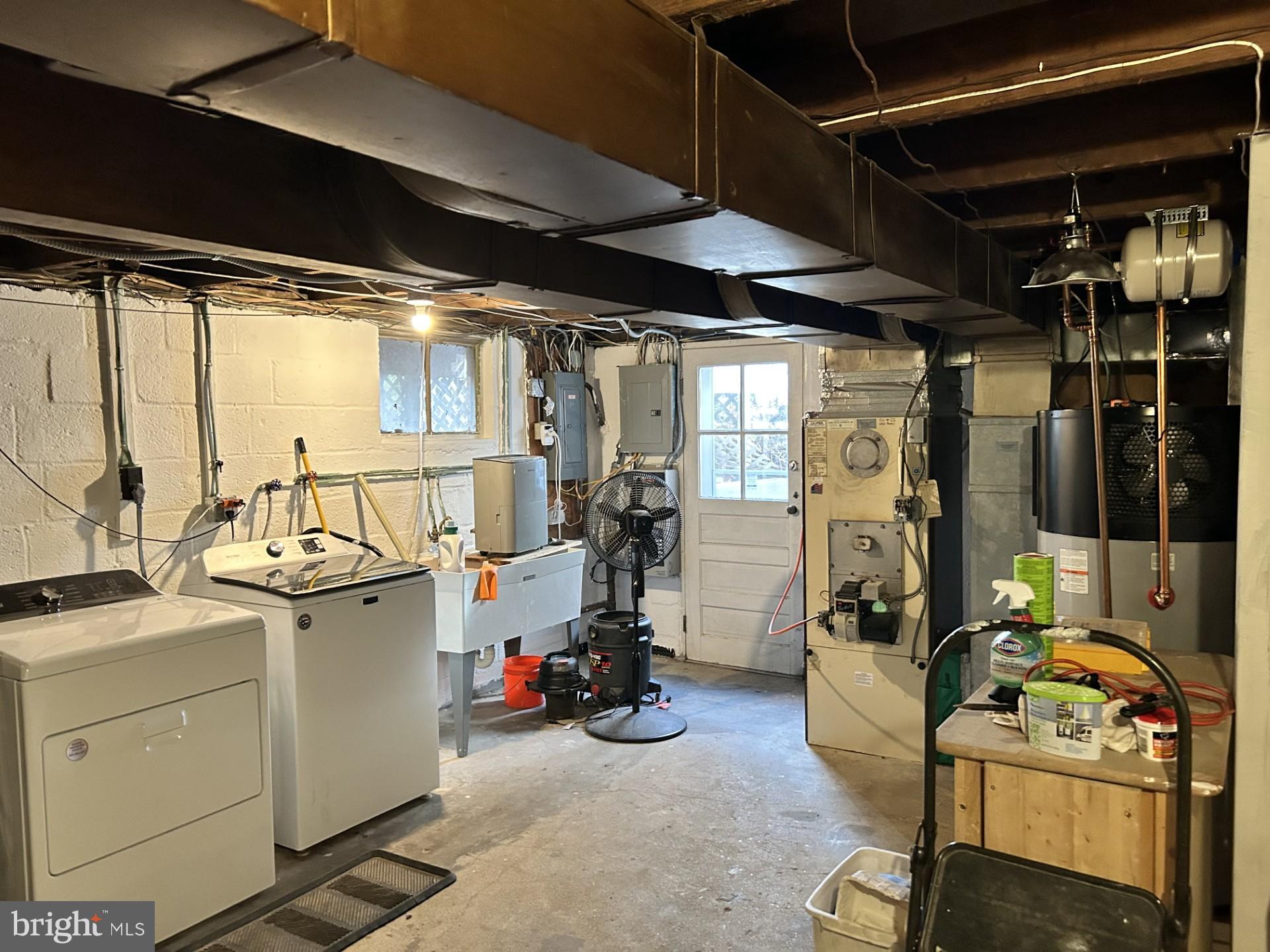 Beltsville, Maryland, 20705, United States, 3 Bedrooms Bedrooms, ,2 BathroomsBathrooms,Residential,For Sale,1987066