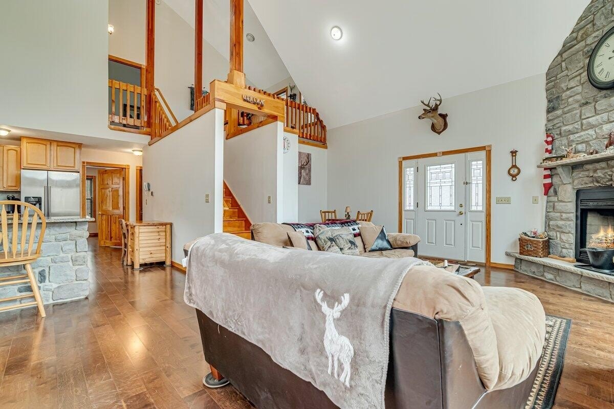 Hazleton, Pennsylvania, 18202, United States, 4 Bedrooms Bedrooms, ,3 BathroomsBathrooms,Residential,For Sale,1754491
