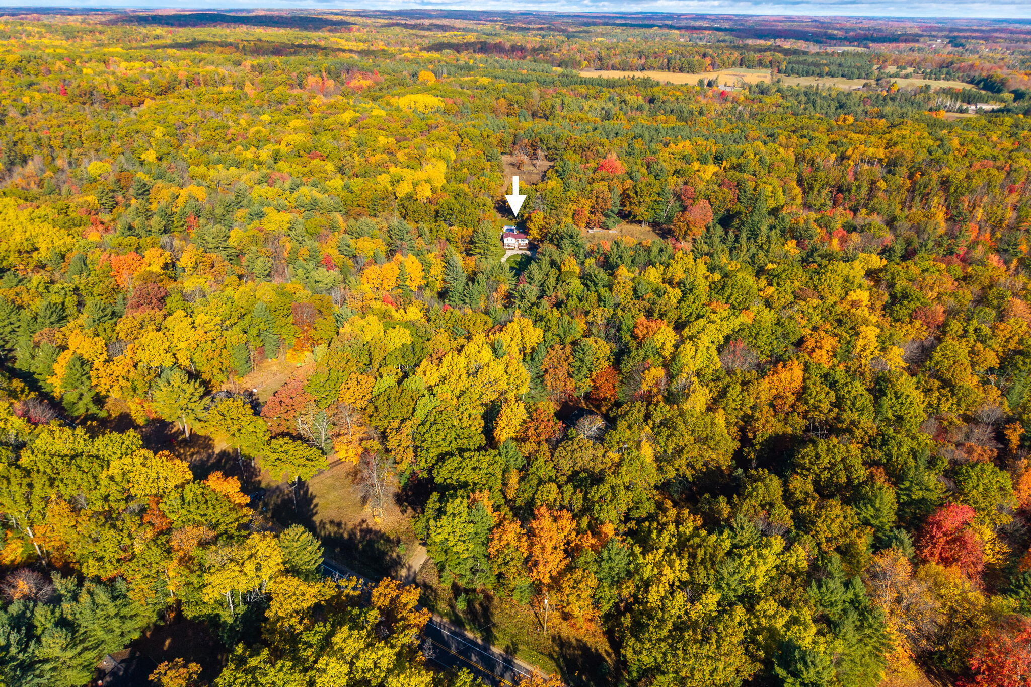 Big Rapids, Michigan, 49307, United States, 3 Bedrooms Bedrooms, ,2 BathroomsBathrooms,Residential,For Sale,1951282