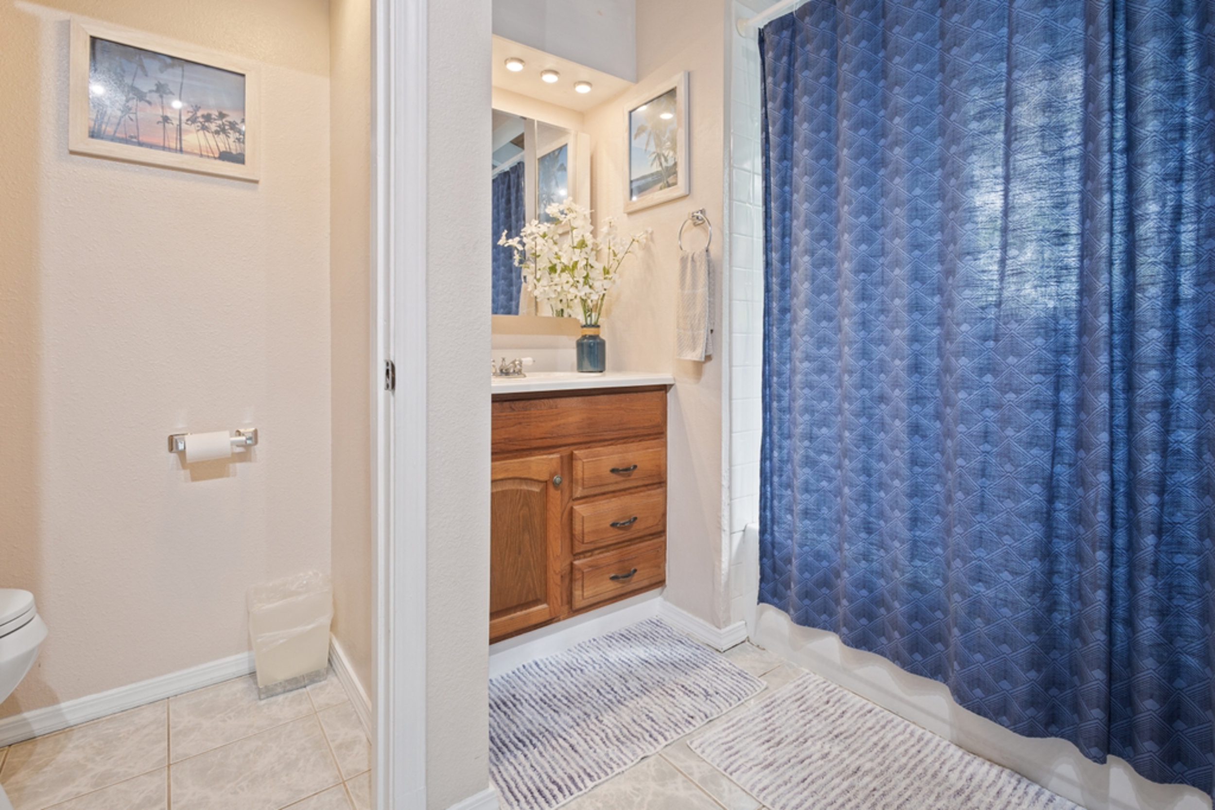 Captain Cook, Hawaii, 96704, United States, 2 Bedrooms Bedrooms, ,2 BathroomsBathrooms,Residential,For Sale,1940762