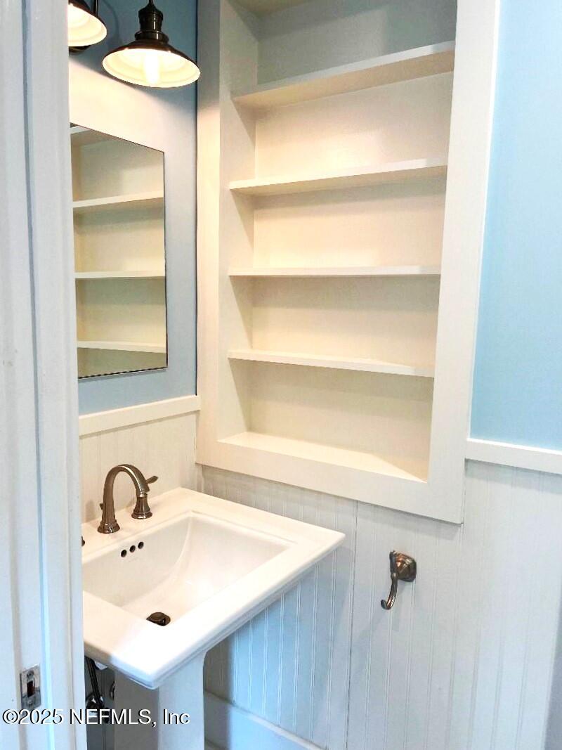 Big Pine Key, Florida, 33043, United States, 3 Bedrooms Bedrooms, ,4 BathroomsBathrooms,Residential,For Sale,2001715