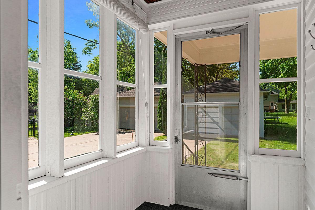 Northfield, Minnesota, 55057, United States, 5 Bedrooms Bedrooms, ,1 BathroomBathrooms,Residential,For Sale,1984283