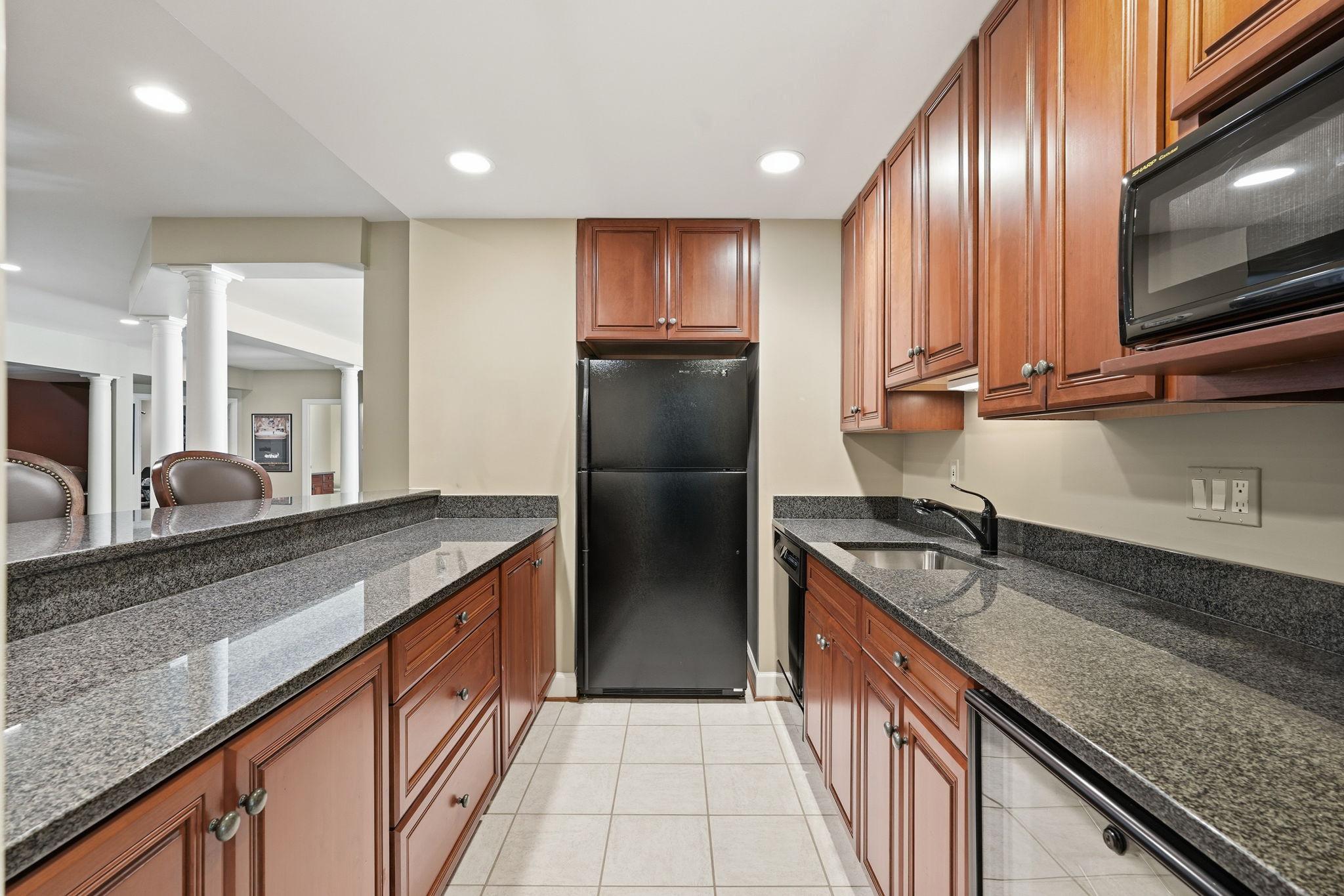  7818 Crownhurst Court, Mclean, VA, 22102 - 物件實景