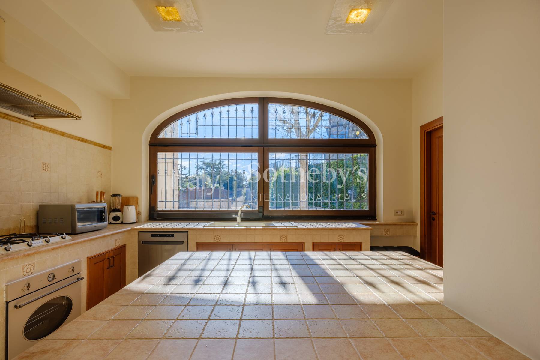  Elegant estate with panoramic view - 物件實景