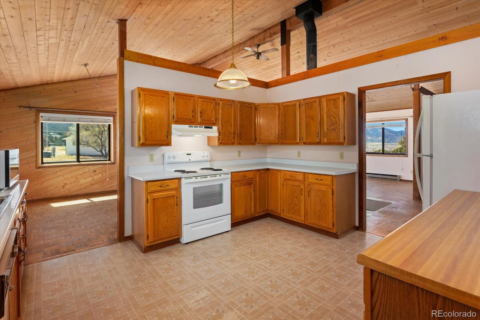 Salida, Colorado, 81201, United States, 3 Bedrooms Bedrooms, ,1 BathroomBathrooms,Residential,For Sale,2043390
