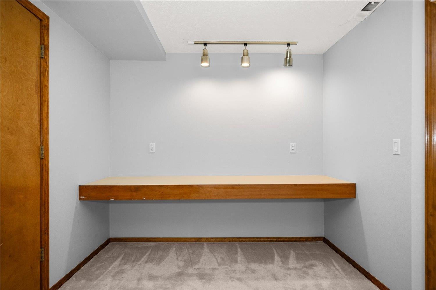 Spokane, Washington, 99203, United States, 3 Bedrooms Bedrooms, ,3 BathroomsBathrooms,Residential,For Sale,1978523