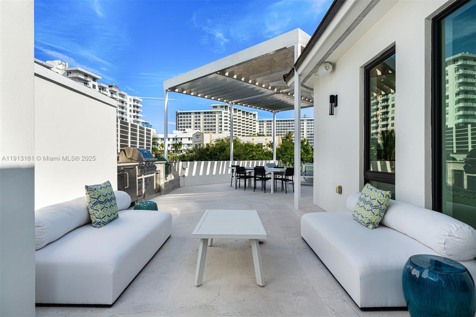 Miami Beach, Florida, 33140, United States, 9 Bedrooms Bedrooms, ,9 BathroomsBathrooms,Residential,For Sale,1993425