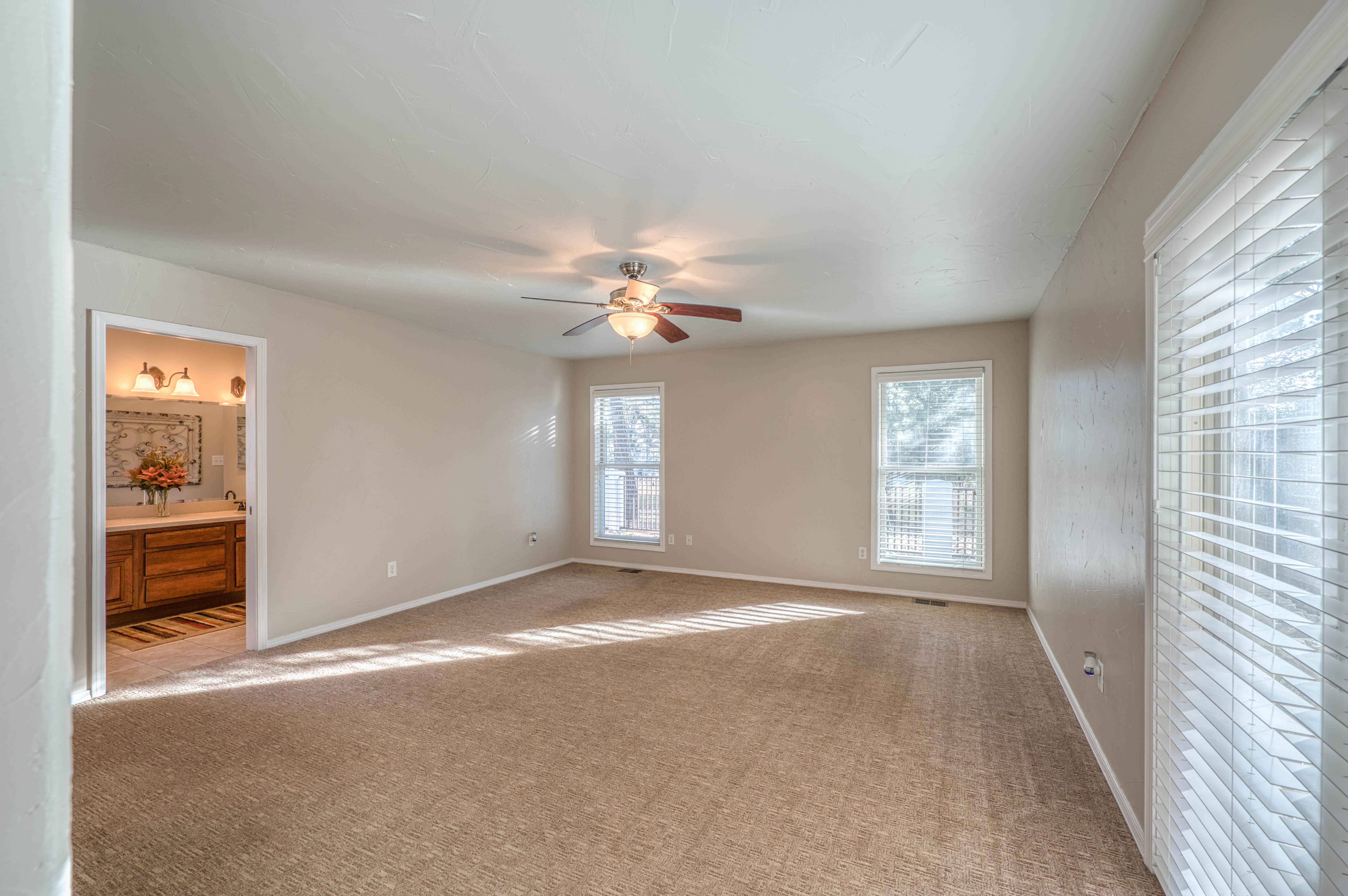 Alto, New Mexico, 88312, United States, 3 Bedrooms Bedrooms, ,2 BathroomsBathrooms,Residential,For Sale,2005100