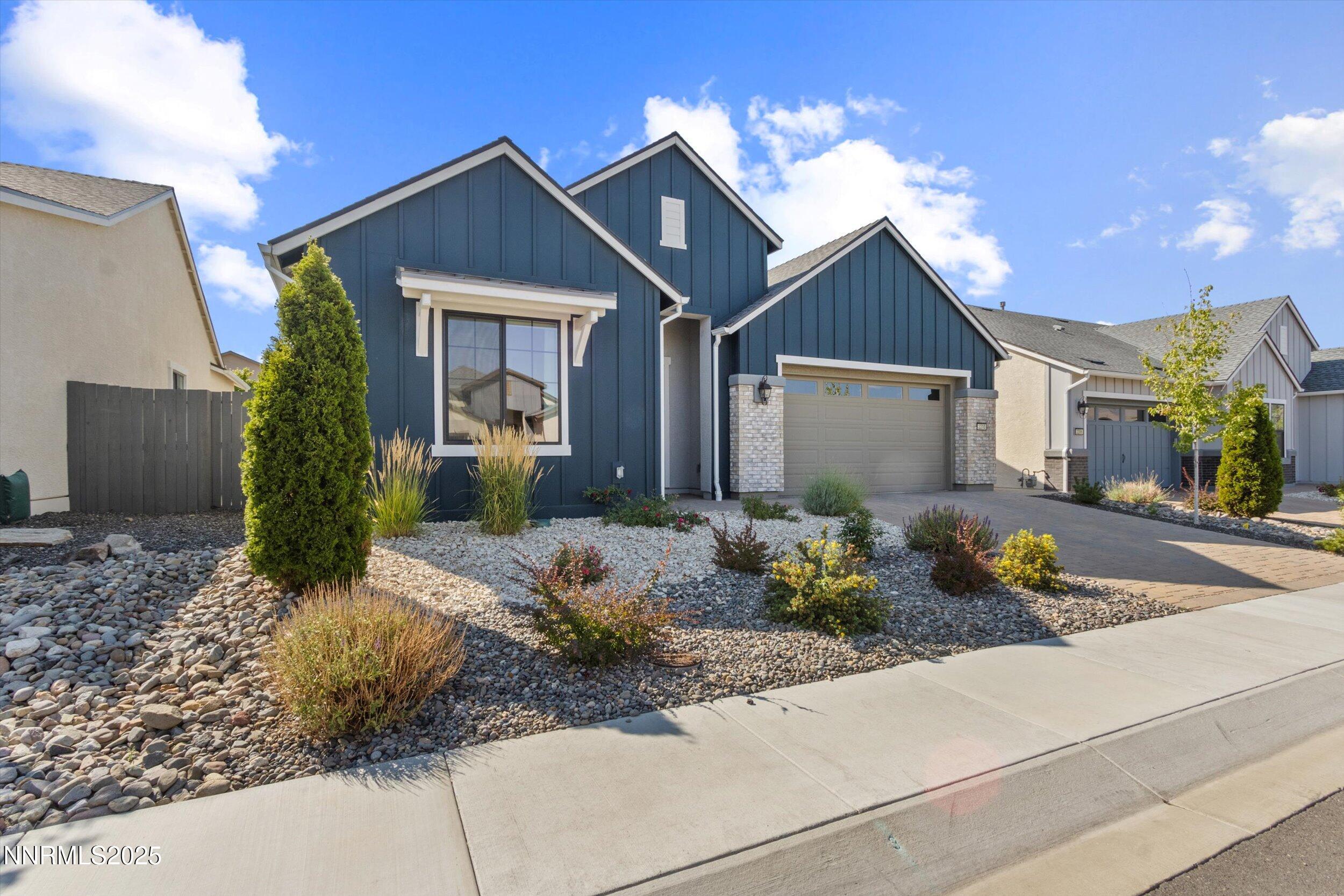 Reno, Nevada, 89521, United States, 2 Bedrooms Bedrooms, ,2 BathroomsBathrooms,Residential,For Sale,1940978