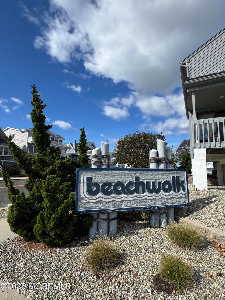 Seaside Park, New Jersey, 08752, United States, 2 Bedrooms Bedrooms, ,2 BathroomsBathrooms,Residential,For Sale,1975556