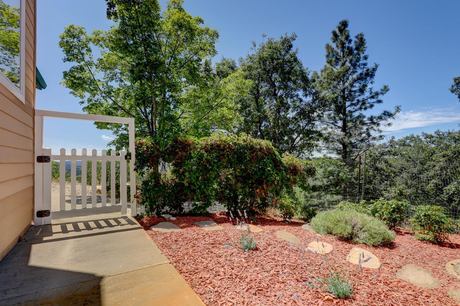Grass Valley, California, 95945, United States, 3 Bedrooms Bedrooms, ,2 BathroomsBathrooms,Residential,For Sale,1917189