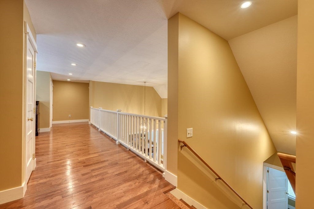 Blairsville, Georgia, 30512, United States, 5 Bedrooms Bedrooms, ,6 BathroomsBathrooms,Residential,For Sale,1901332