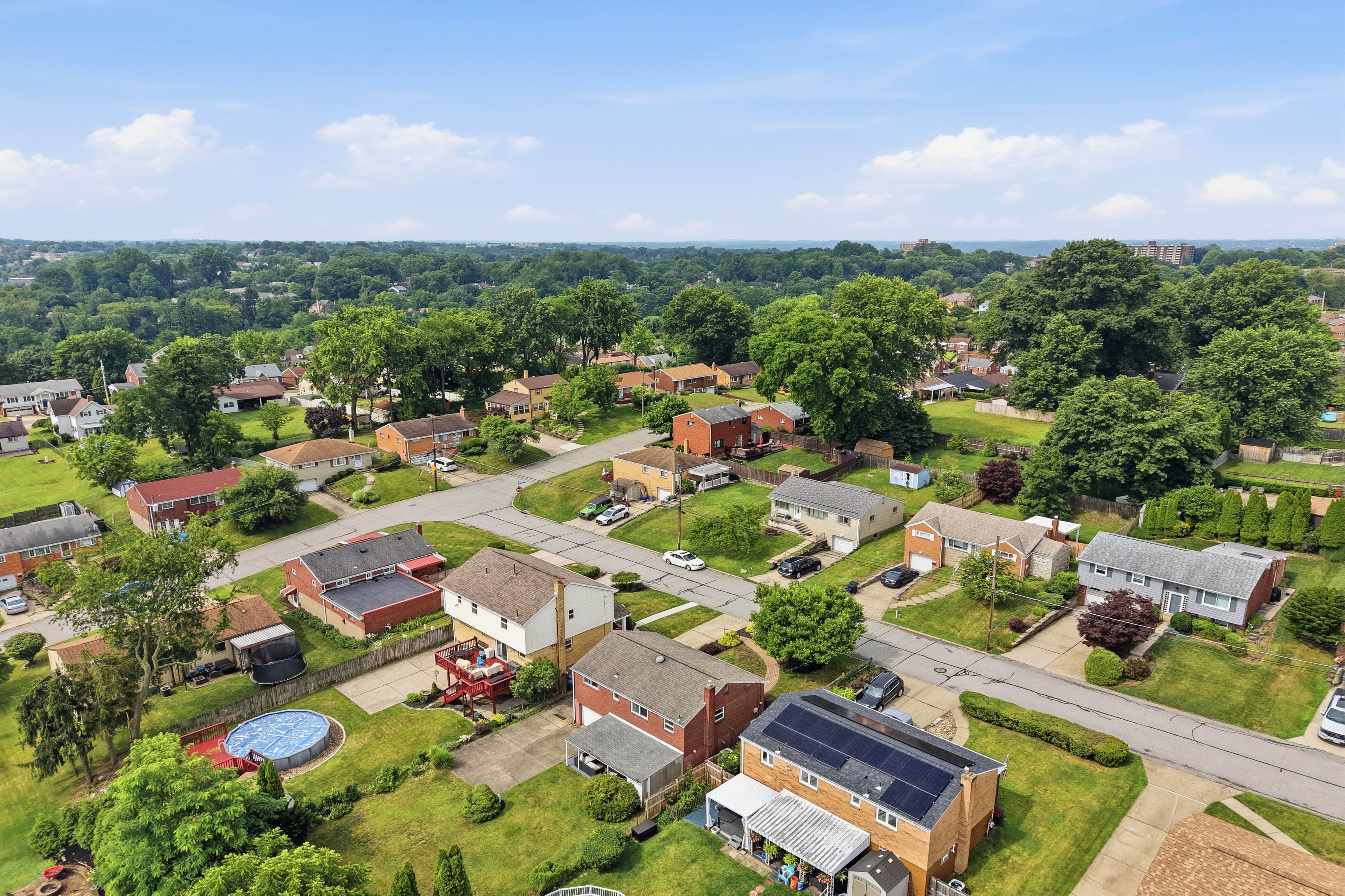  2456 Silver Oak Drive, Pittsburgh, PA 15220 - 物件實景