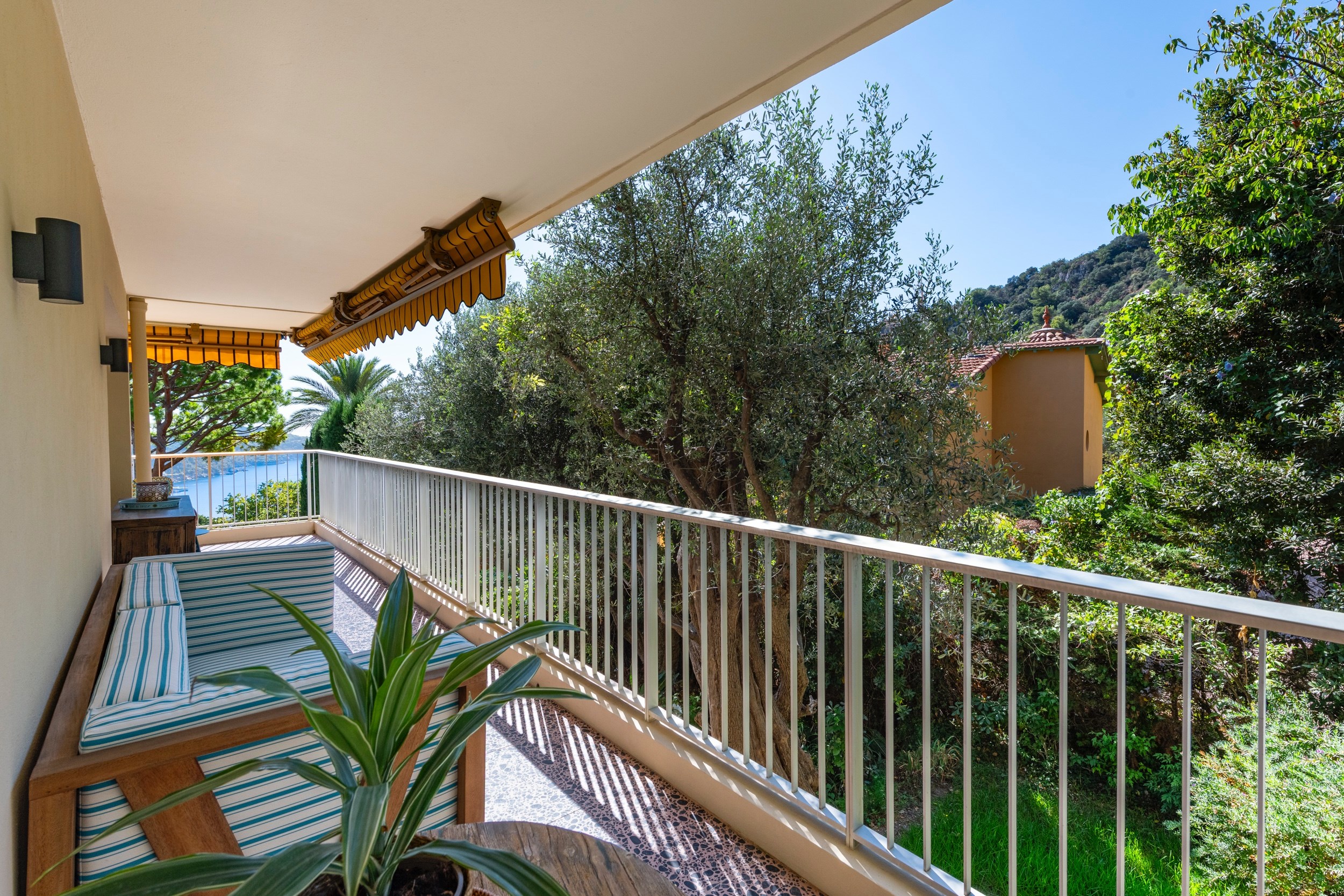  VILLEFRANCHE-SUR-MER – RENOVATED CORNER APARTMENT WITH PANORAMIC SEA VIEWS - 物件實景
