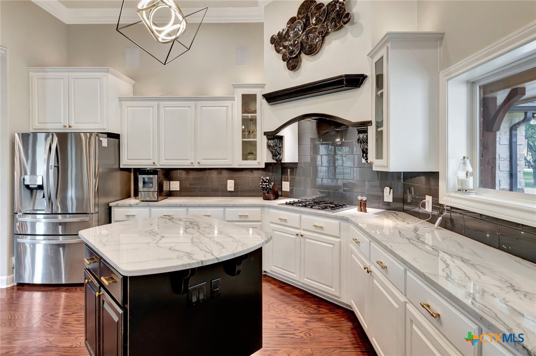 Inez, Texas, 77968, United States, 3 Bedrooms Bedrooms, ,3 BathroomsBathrooms,Residential,For Sale,1760733