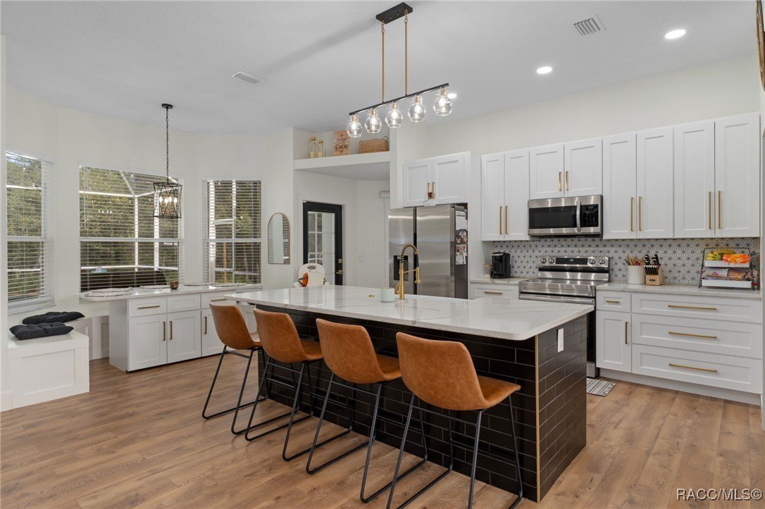 Beverly Hills, Florida, 34465, United States, 3 Bedrooms Bedrooms, ,2 BathroomsBathrooms,Residential,For Sale,1976634