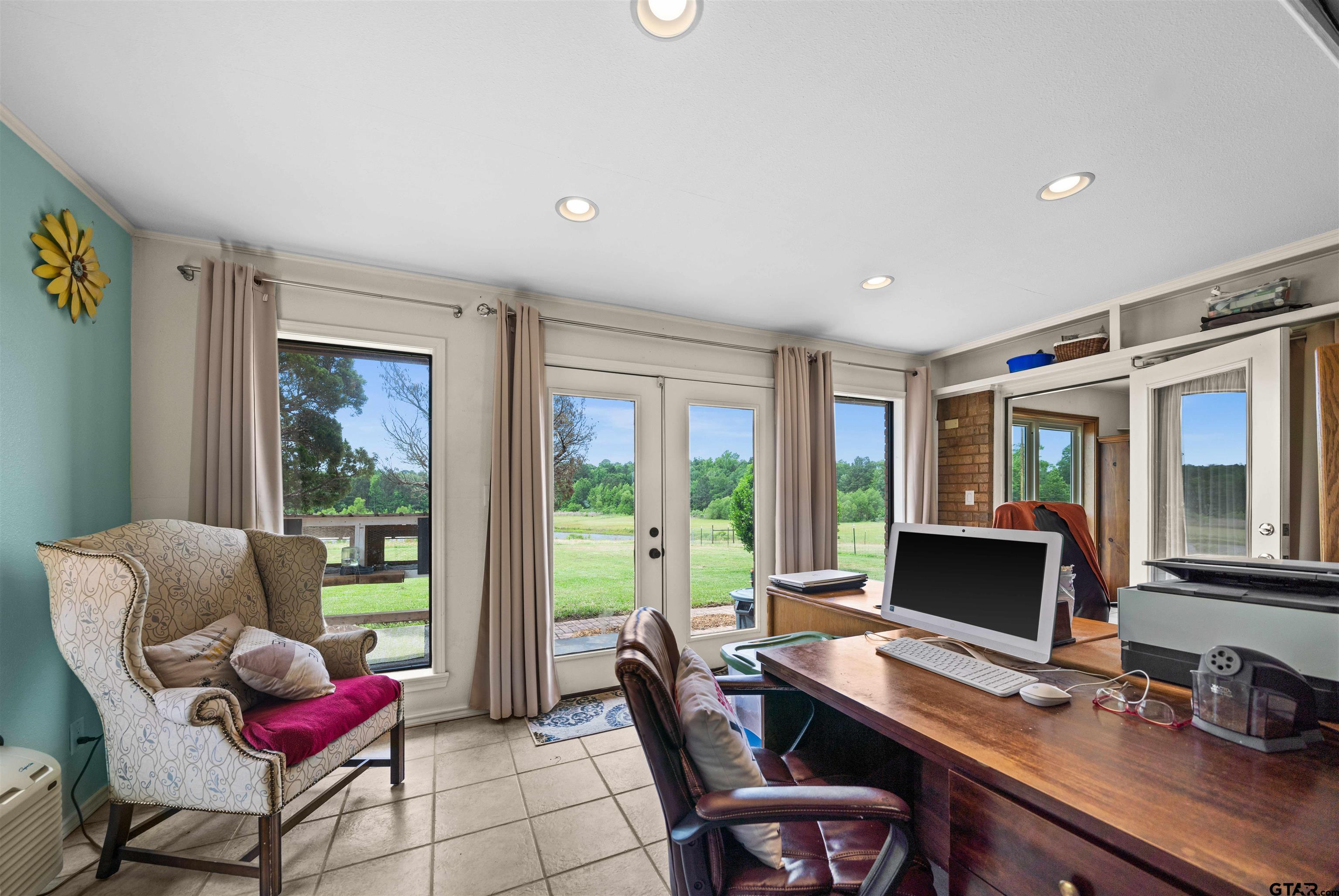 Jacksonville, Texas, 75766, United States, 6 Bedrooms Bedrooms, ,4 BathroomsBathrooms,Residential,For Sale,1805693