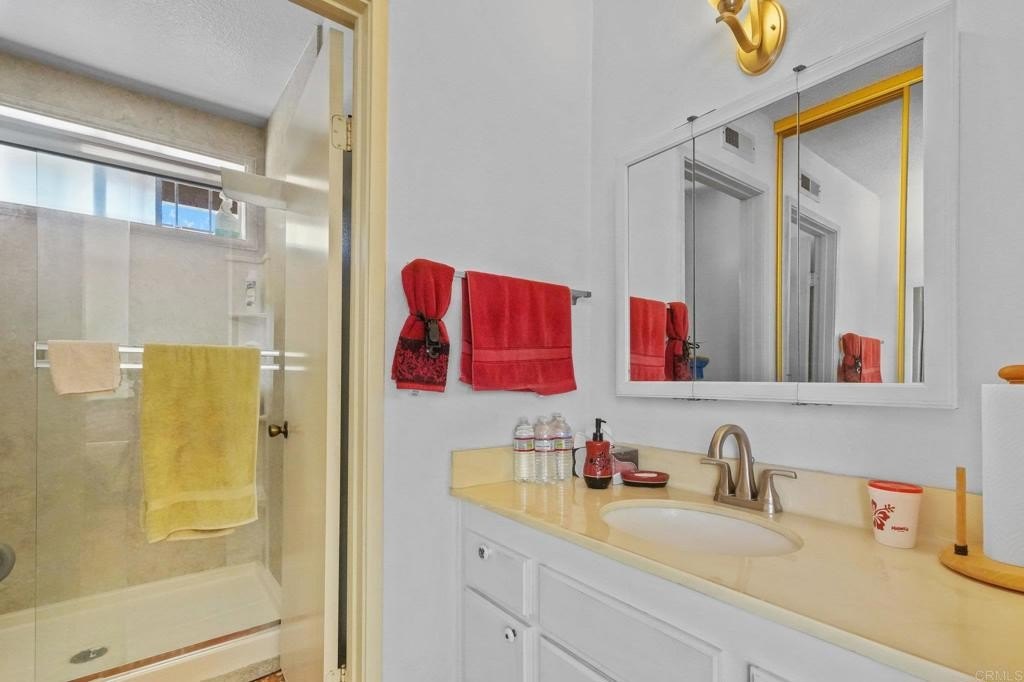 San Diego, California, 92139, United States, 3 Bedrooms Bedrooms, ,2 BathroomsBathrooms,Residential,For Sale,1933345