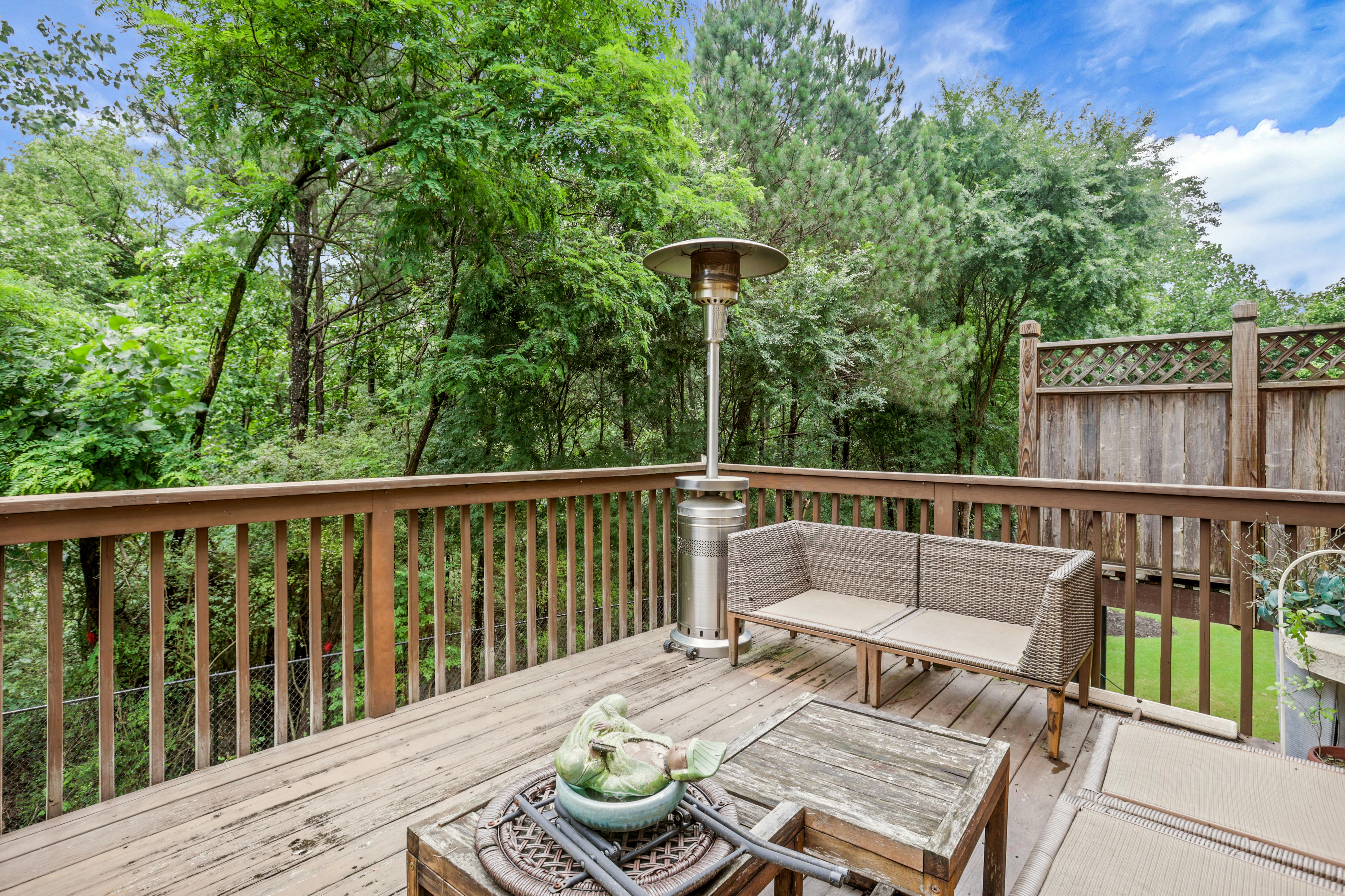  Charming Townhome in Desirable Area - 物件實景