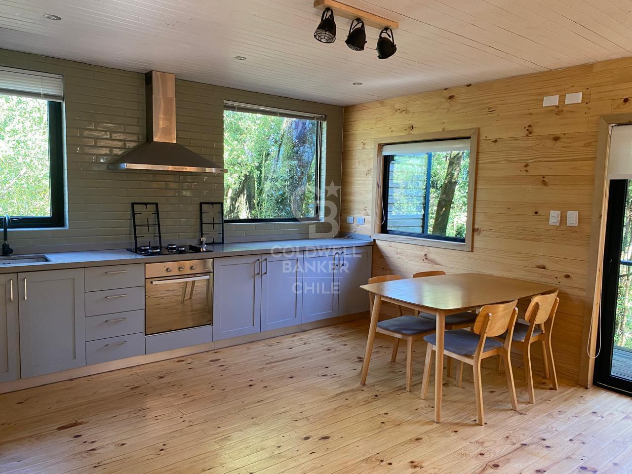 Puerto Varas, Chile, 5 Bedrooms Bedrooms, ,4 BathroomsBathrooms,Residential,For Sale,1971659