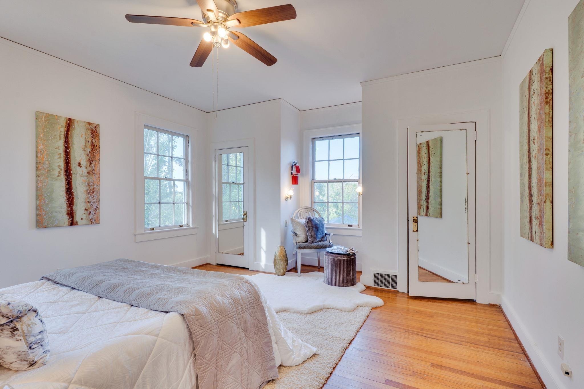 Tallahassee, Florida, 32301, United States, 4 Bedrooms Bedrooms, ,2 BathroomsBathrooms,Residential,For Sale,1971619