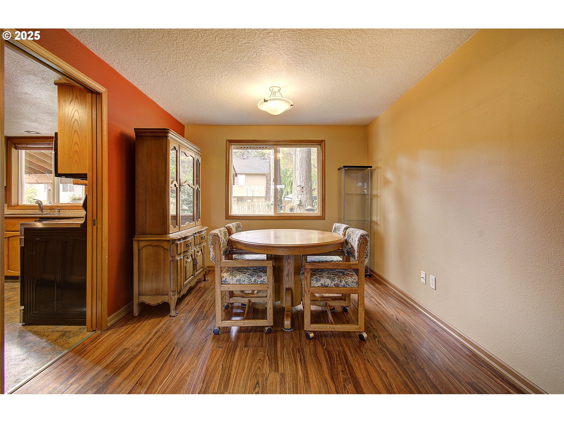 Vancouver, Washington, 98682, United States, 5 Bedrooms Bedrooms, ,2 BathroomsBathrooms,Residential,For Sale,1960413