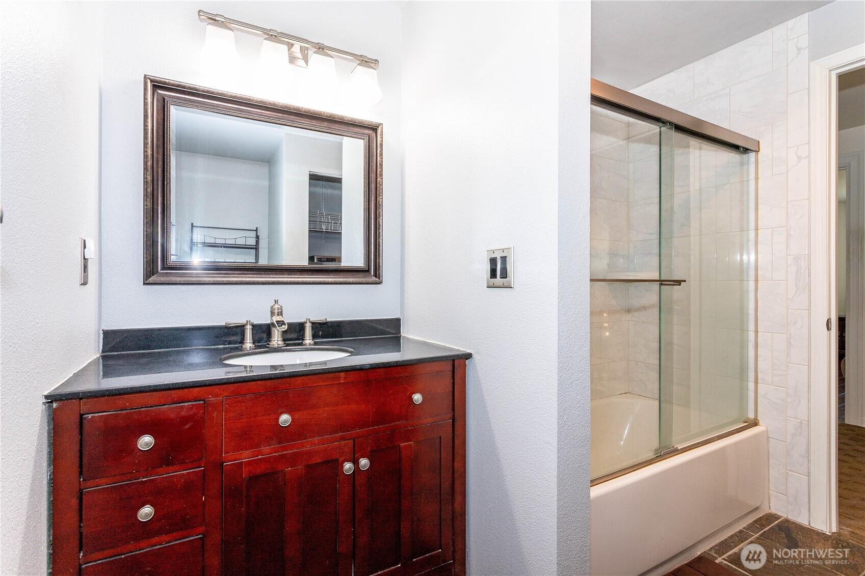 FEDERAL WAY, Washington, 98003, United States, 3 Bedrooms Bedrooms, ,3 BathroomsBathrooms,Residential,For Sale,1874810