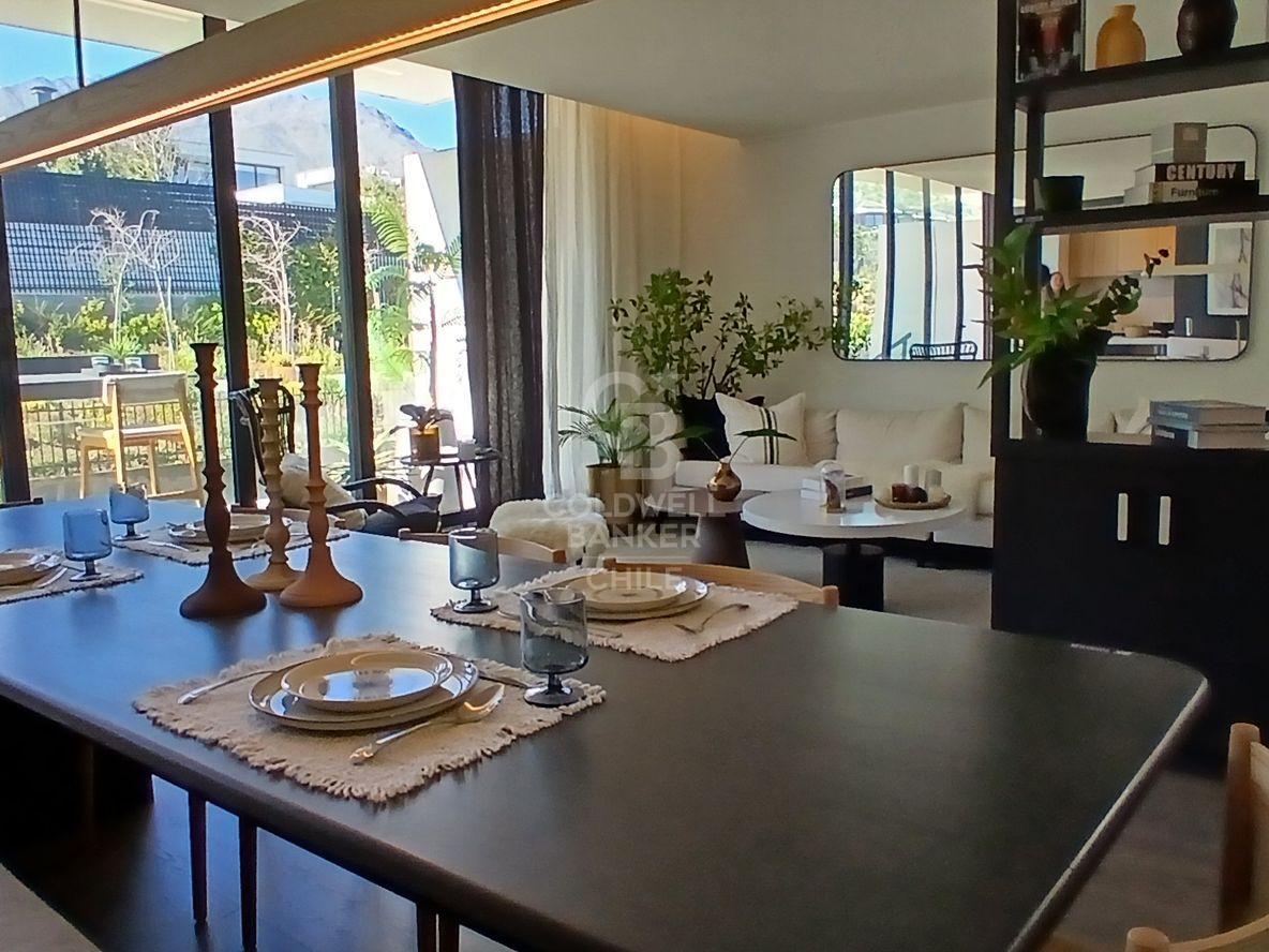Las Condes, Chile, 4 Bedrooms Bedrooms, ,4 BathroomsBathrooms,Residential,For Sale,1948849