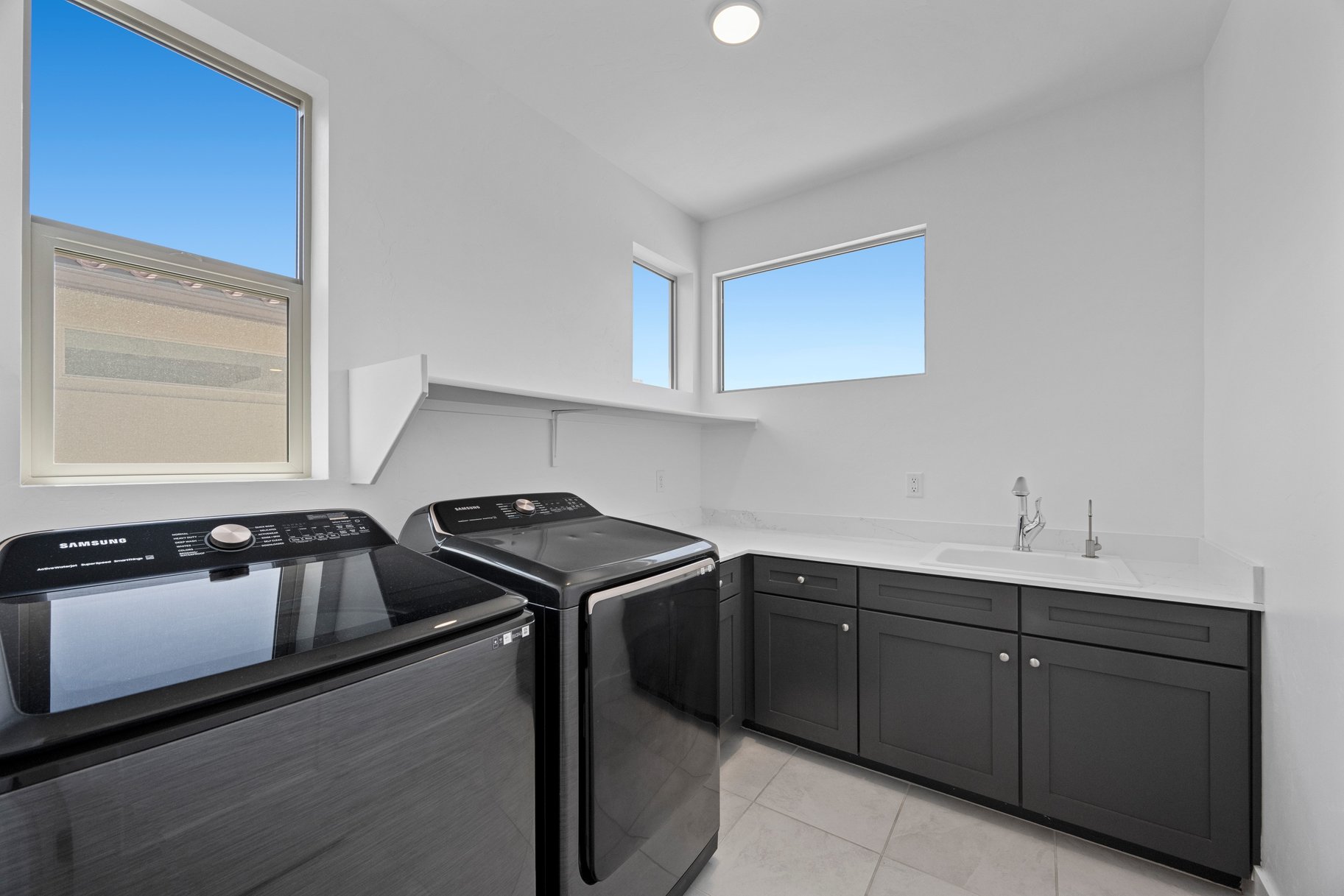  Upgraded Summerlin West Gated Home with Strip & Mountain Views - 物件實景
