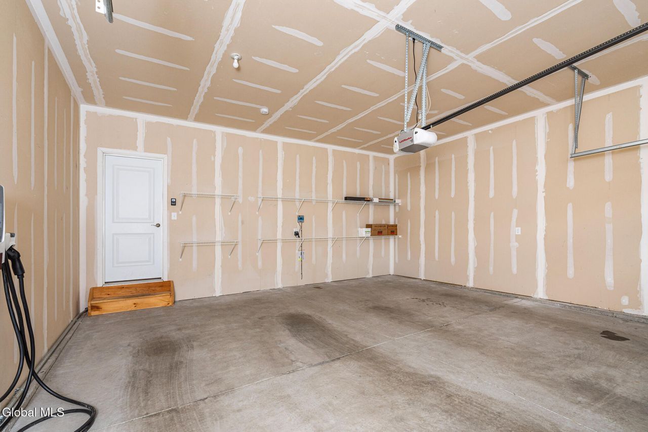 Halfmoon, New York, 12065, United States, 4 Bedrooms Bedrooms, ,3 BathroomsBathrooms,Residential,For Sale,1987891