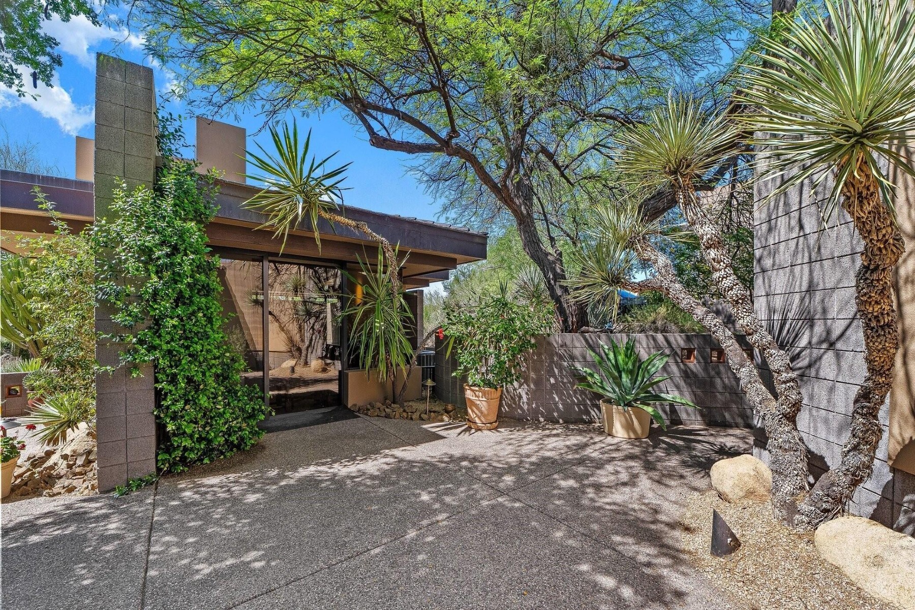  10675 E Fernwood Ln  Scottsdale, AZ - 物件實景