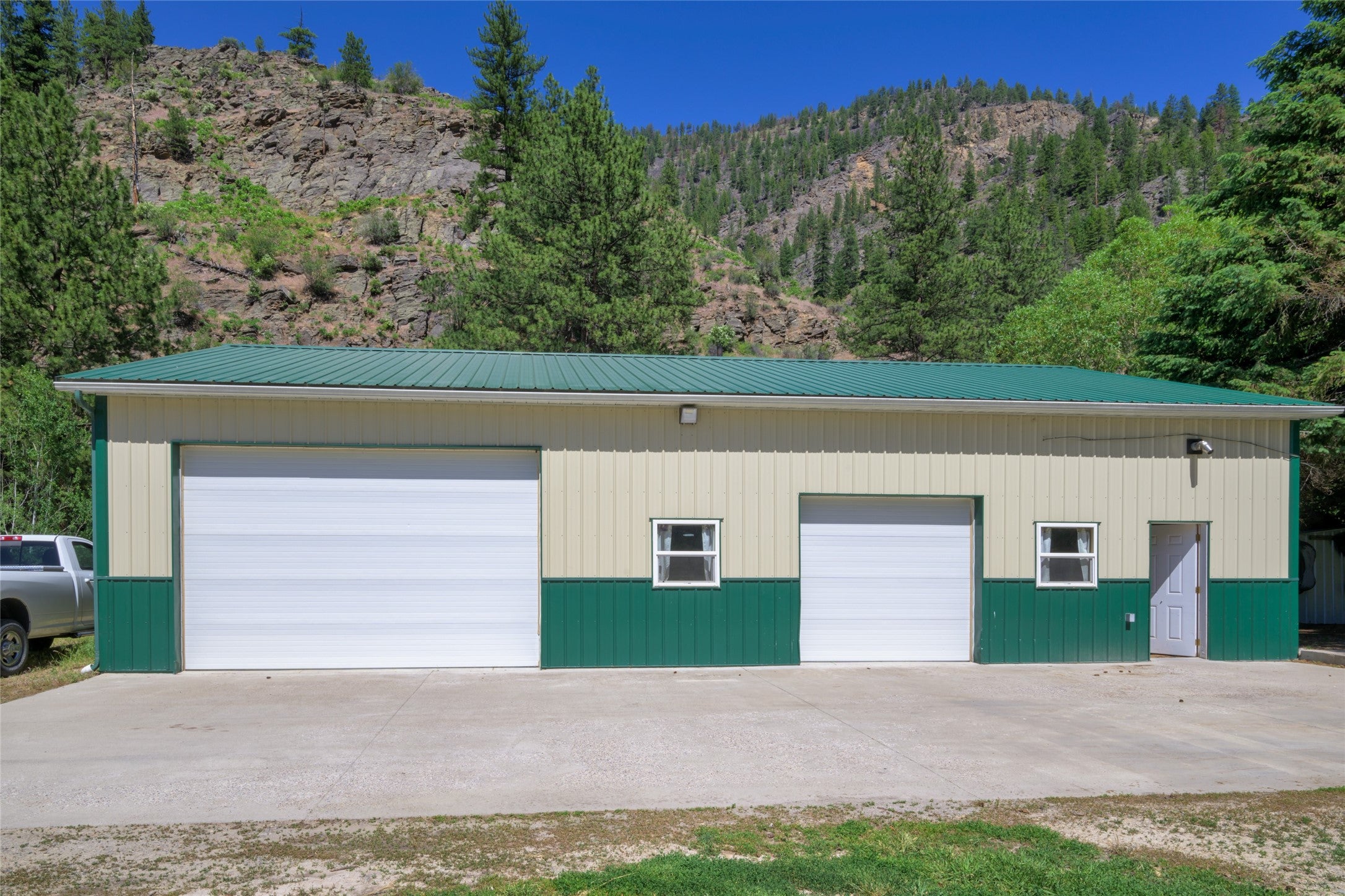 8045 Mt Hwy 200, Plains, Montana, 59859, United States, 3 Bedrooms Bedrooms, ,1 BathroomBathrooms,Residential,For Sale,8045 Mt Hwy 200,1586647