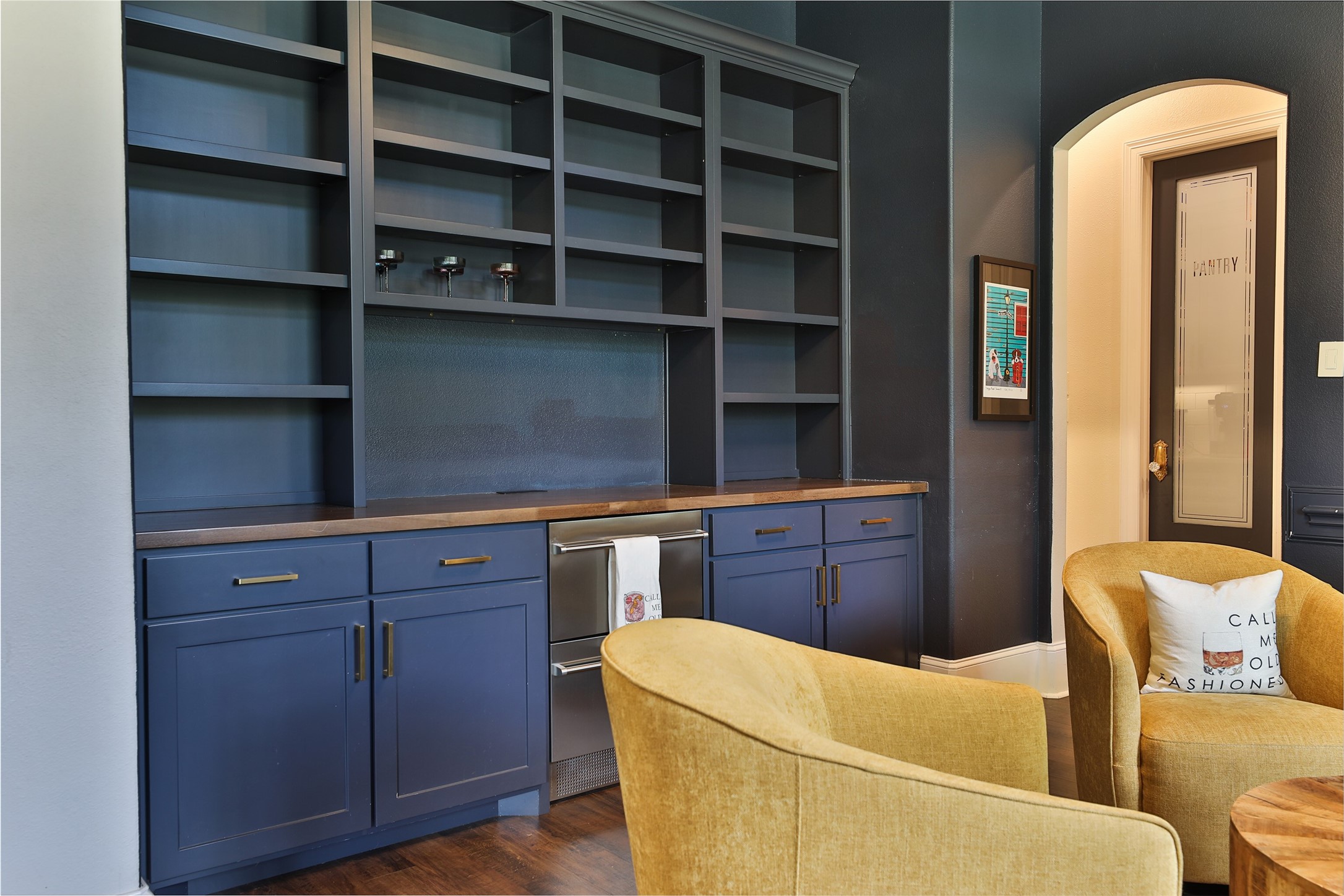  3422 Woodbine Drive - 物件實景