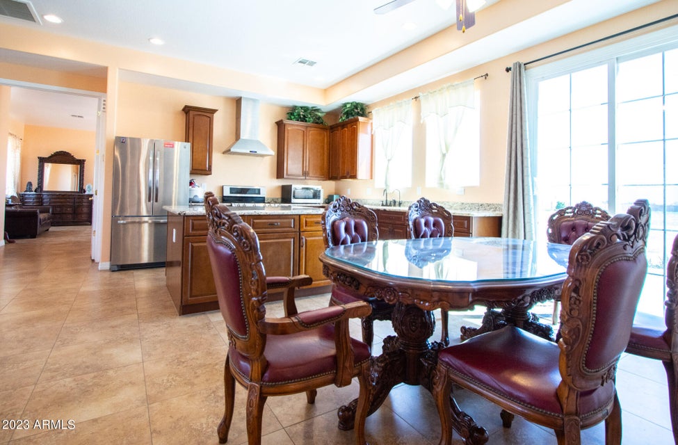 Witmann, Arizona, 85361, United States, 6 Bedrooms Bedrooms, ,3 BathroomsBathrooms,Residential,For Sale,1977429