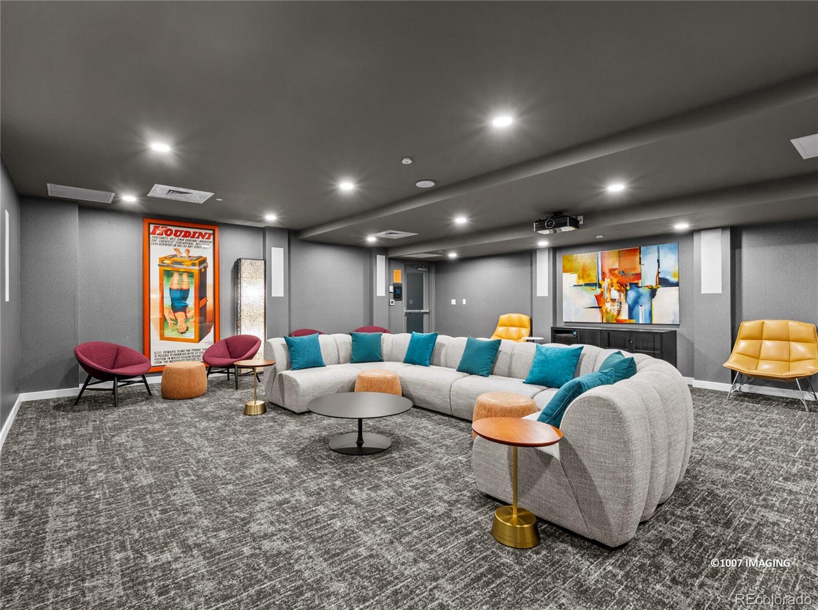 Denver, Colorado, 80202, United States, 2 Bedrooms Bedrooms, ,3 BathroomsBathrooms,Residential,For Sale,1989378