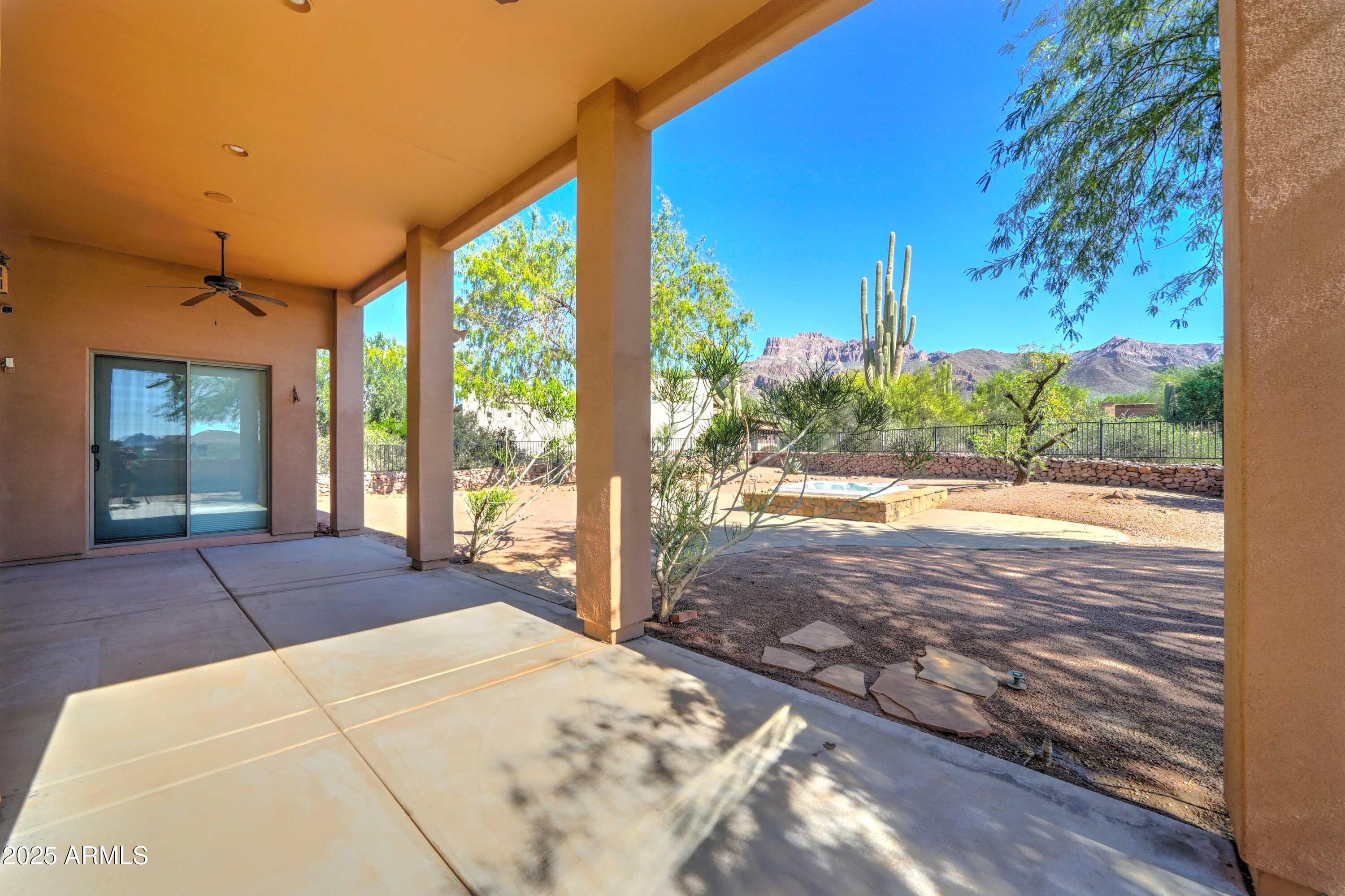 Gold Canyon, Arizona, 85119, United States, 3 Bedrooms Bedrooms, ,2 BathroomsBathrooms,Residential,For Sale,1992820