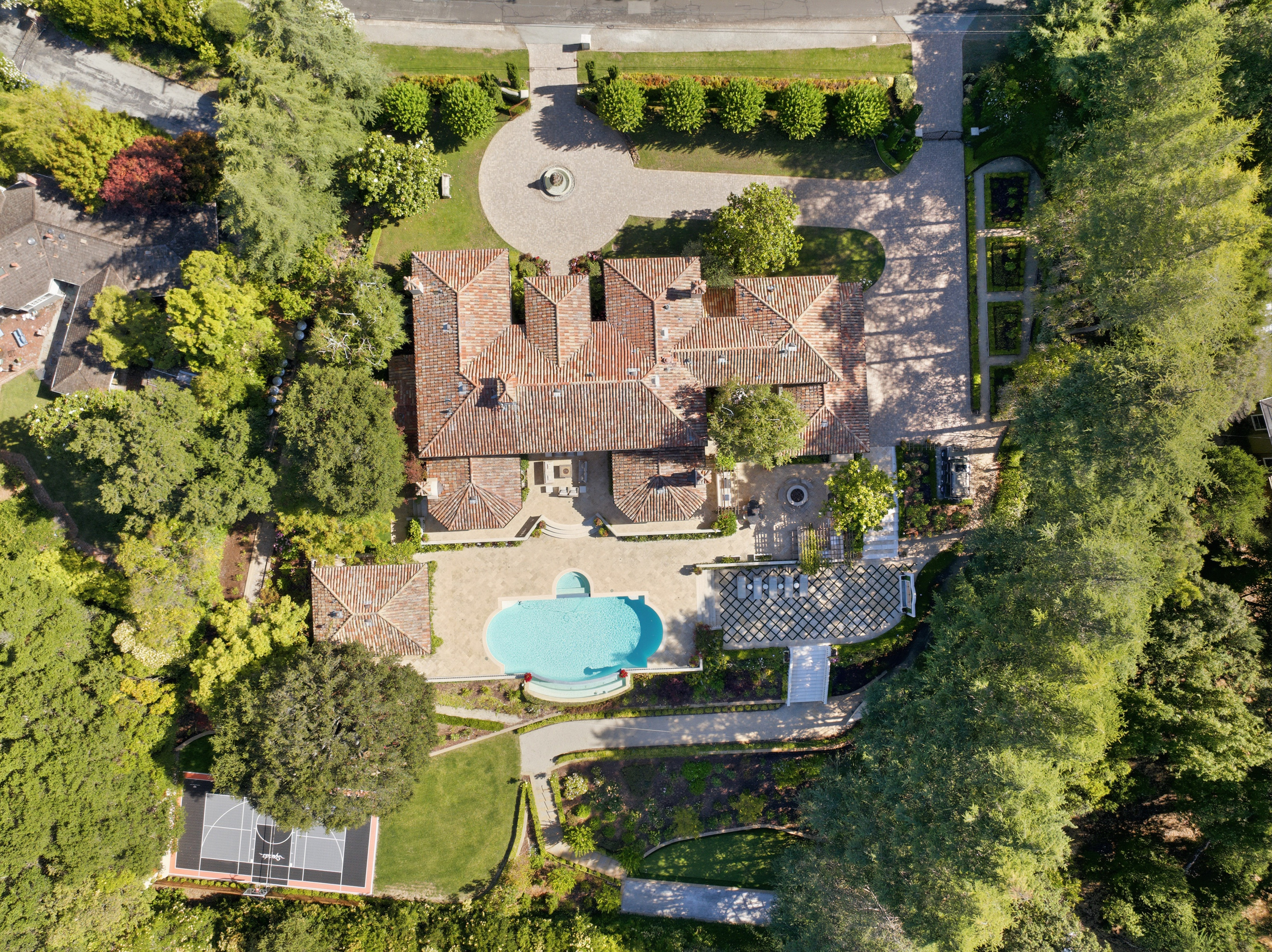  An Entertainer’s Estate with Exceptional Bay Views - 物件實景