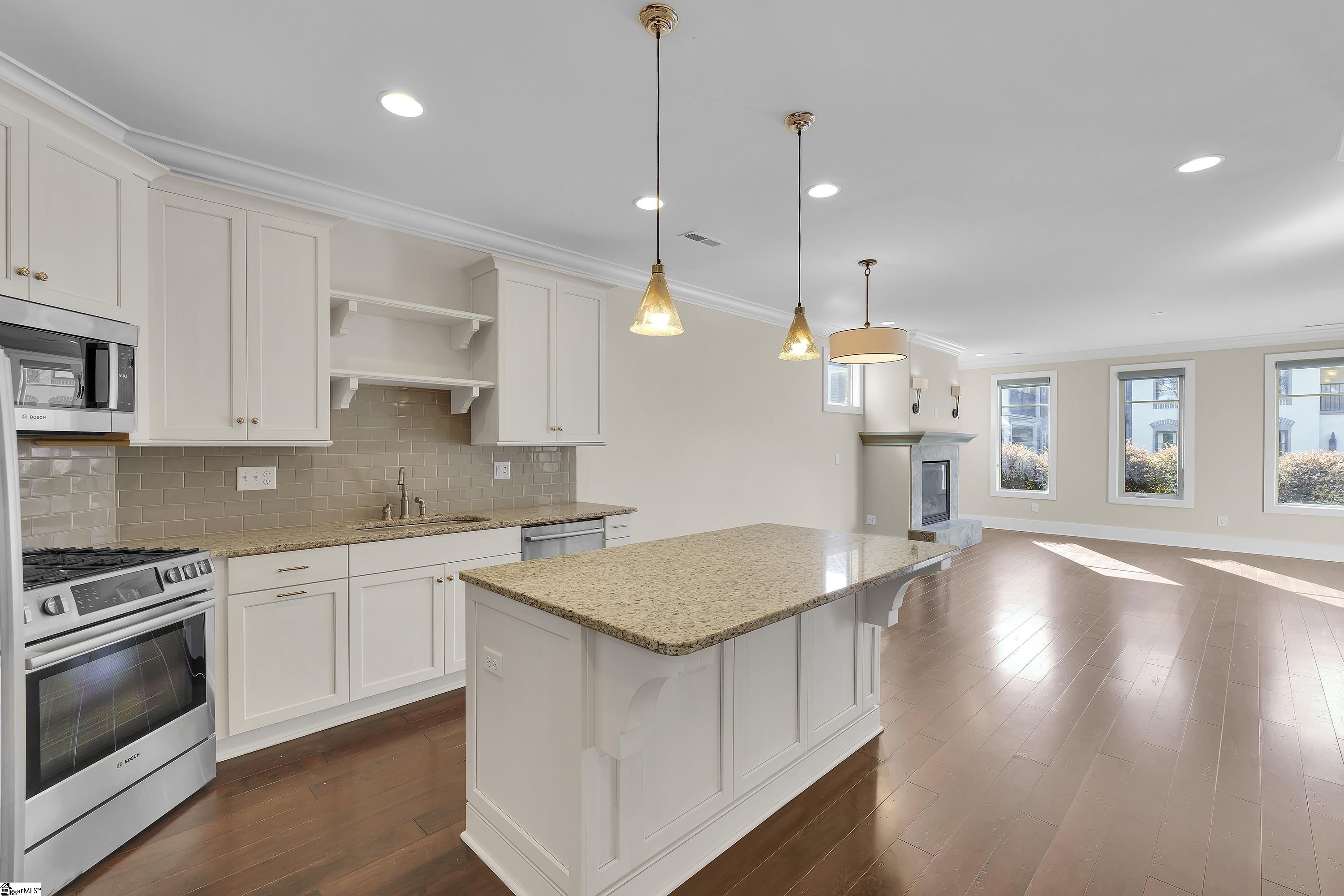 Piedmont, South Carolina, 29673, United States, 4 Bedrooms Bedrooms, ,4 BathroomsBathrooms,Residential,For Sale,2002140