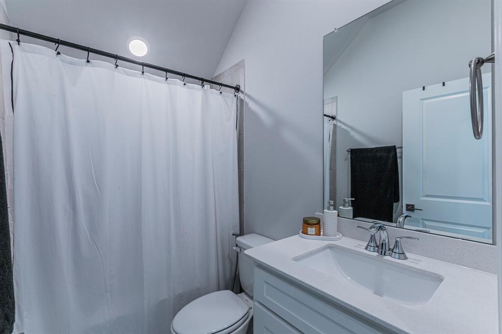 Anna, Texas, 75409, United States, 5 Bedrooms Bedrooms, ,4 BathroomsBathrooms,Residential,For Sale,2033214