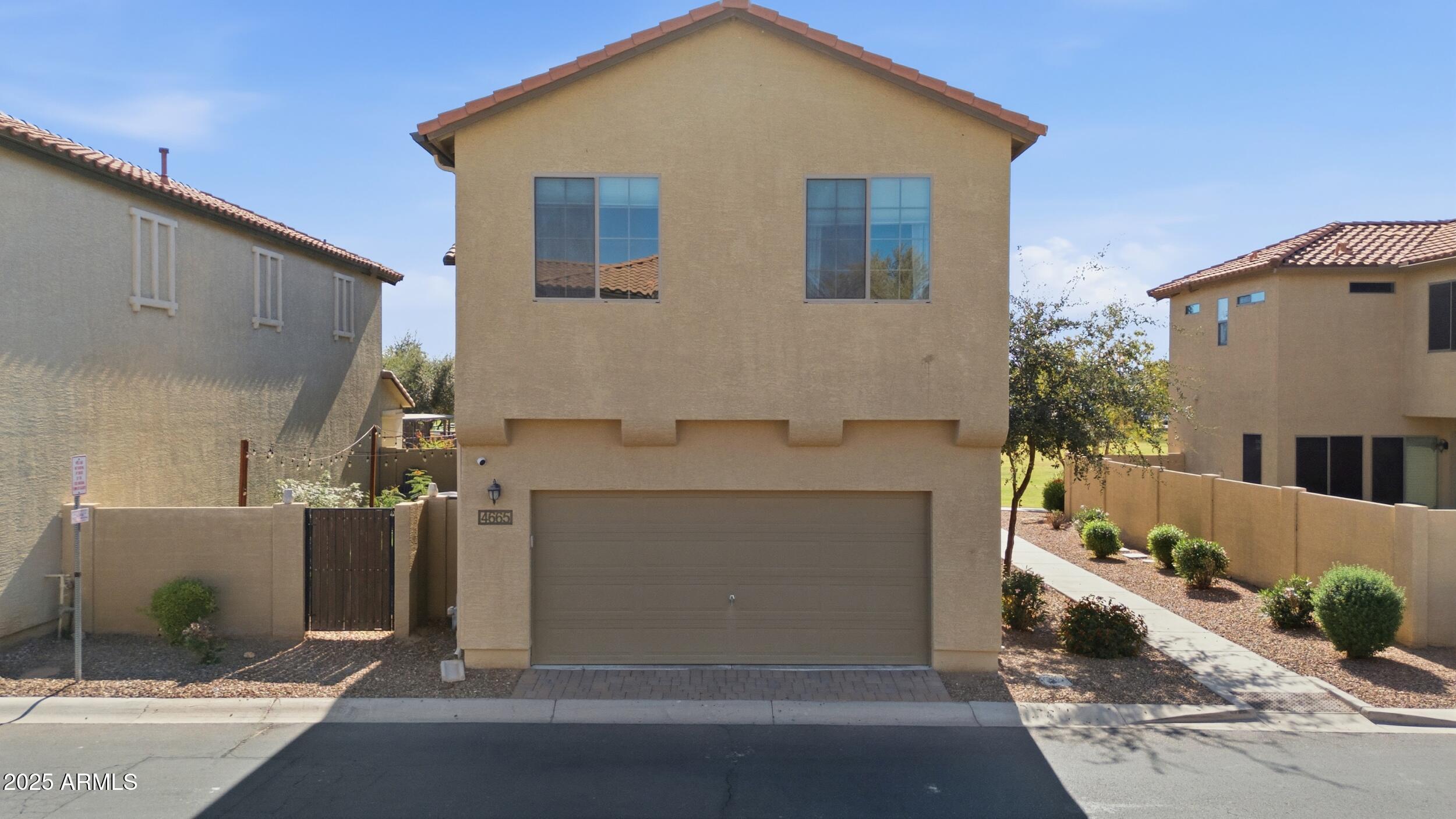 Gilbert, Arizona, 85297, United States, 3 Bedrooms Bedrooms, ,3 BathroomsBathrooms,Residential,For Sale,1991176