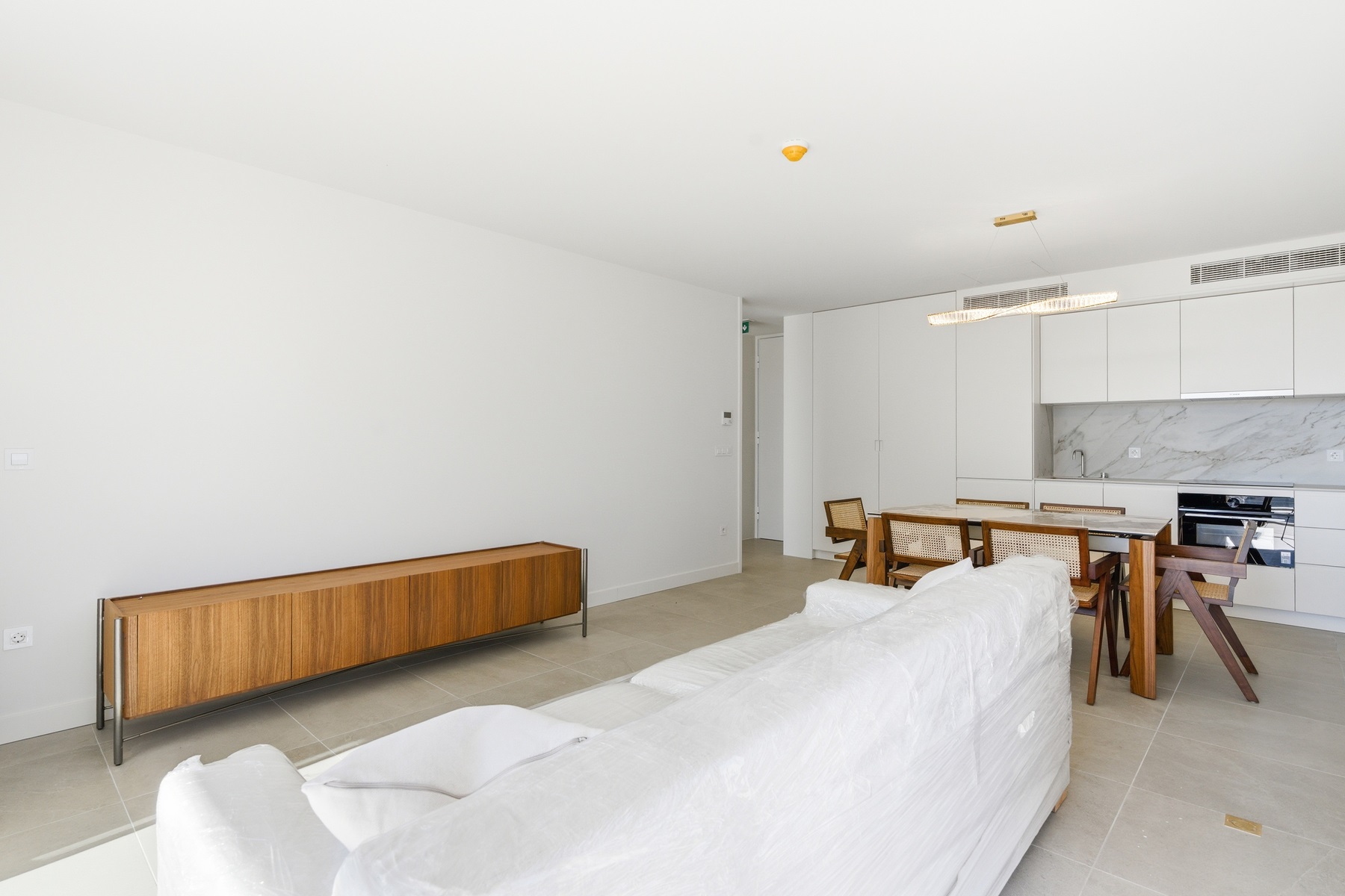  Flat, 2 bedrooms, for Sale - 物件實景