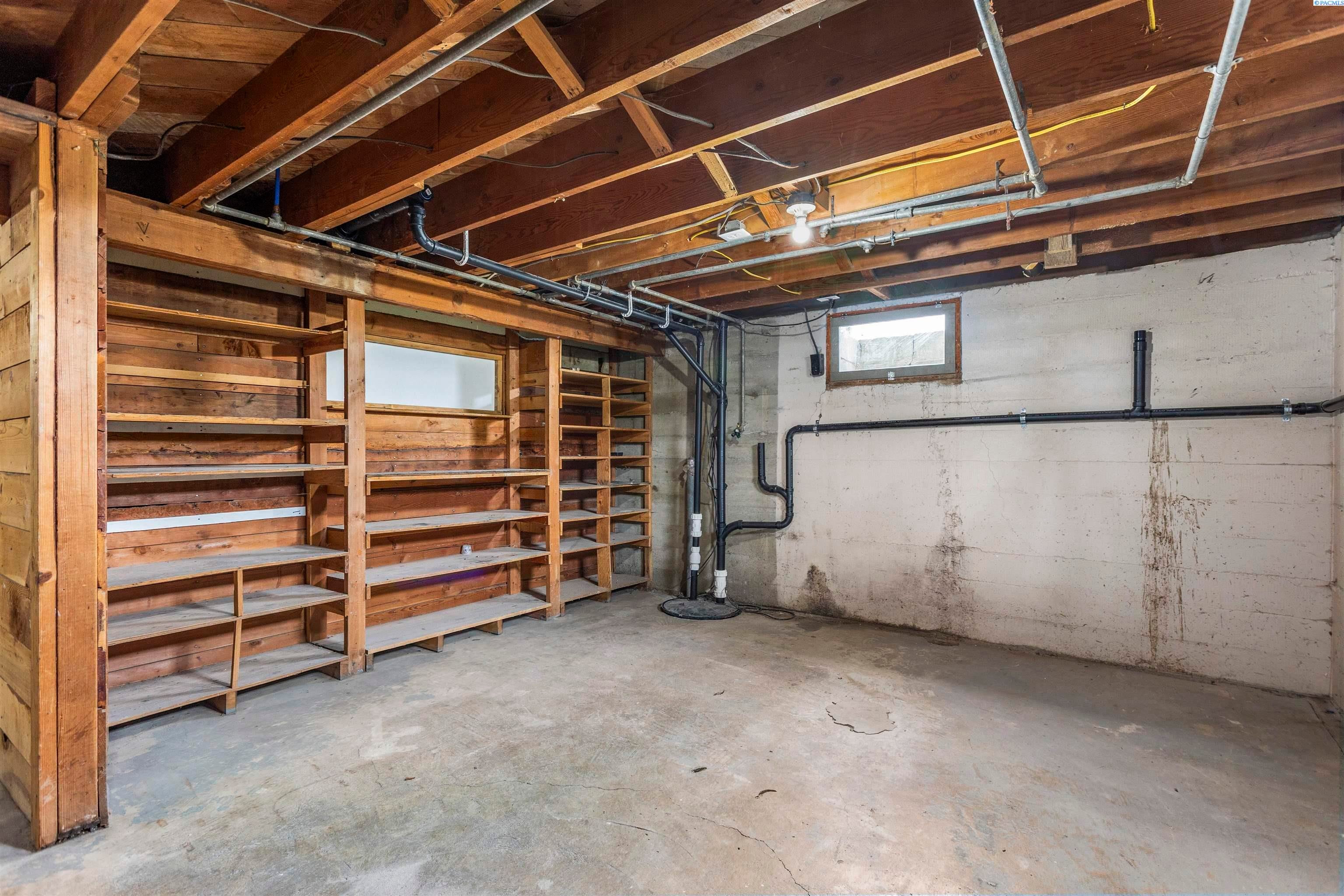 Prosser, Washington, 99350, United States, 2 Bedrooms Bedrooms, ,1 BathroomBathrooms,Residential,For Sale,1974522