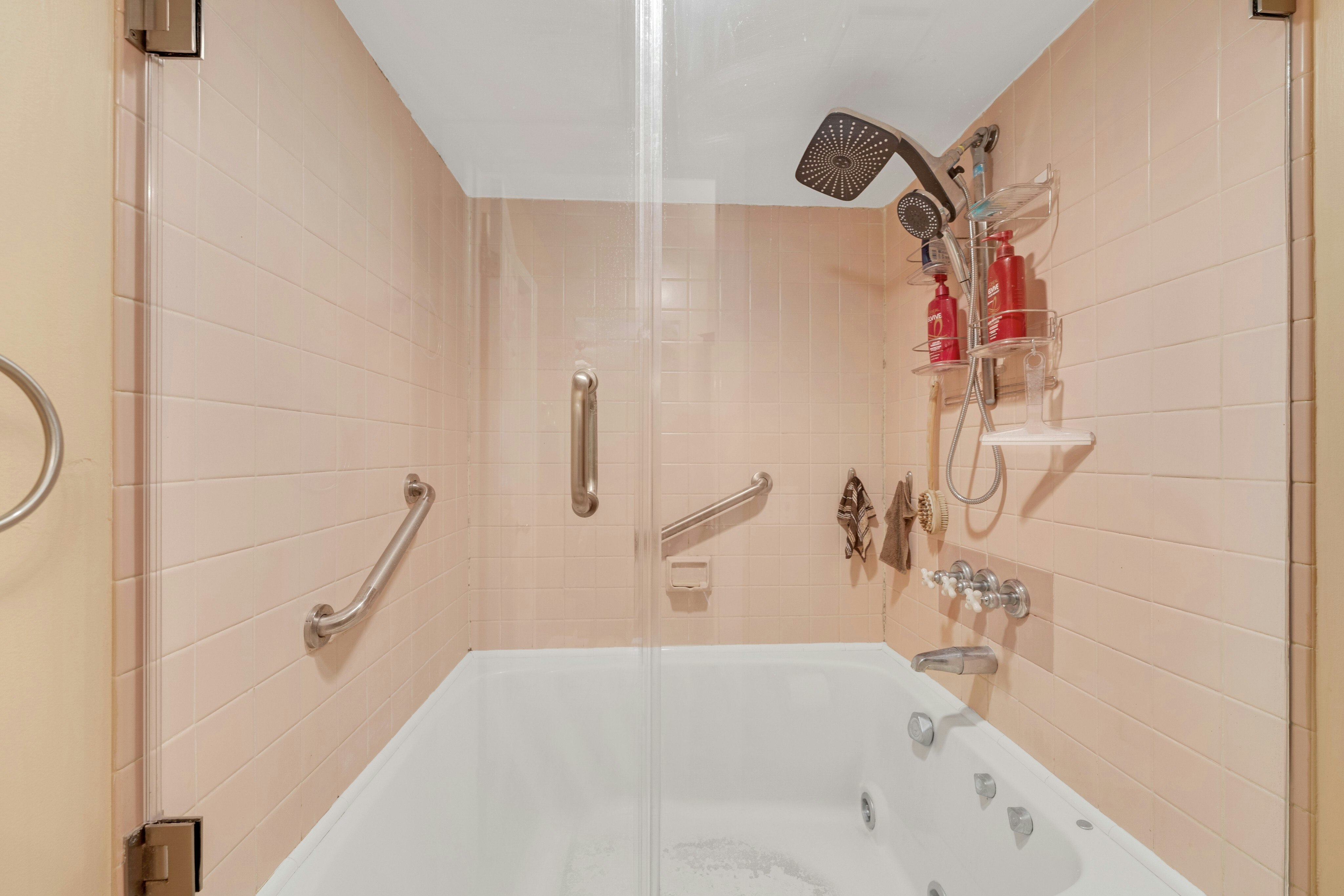  49 Quartz Lane, Paterson, NJ 07501 - 物件實景